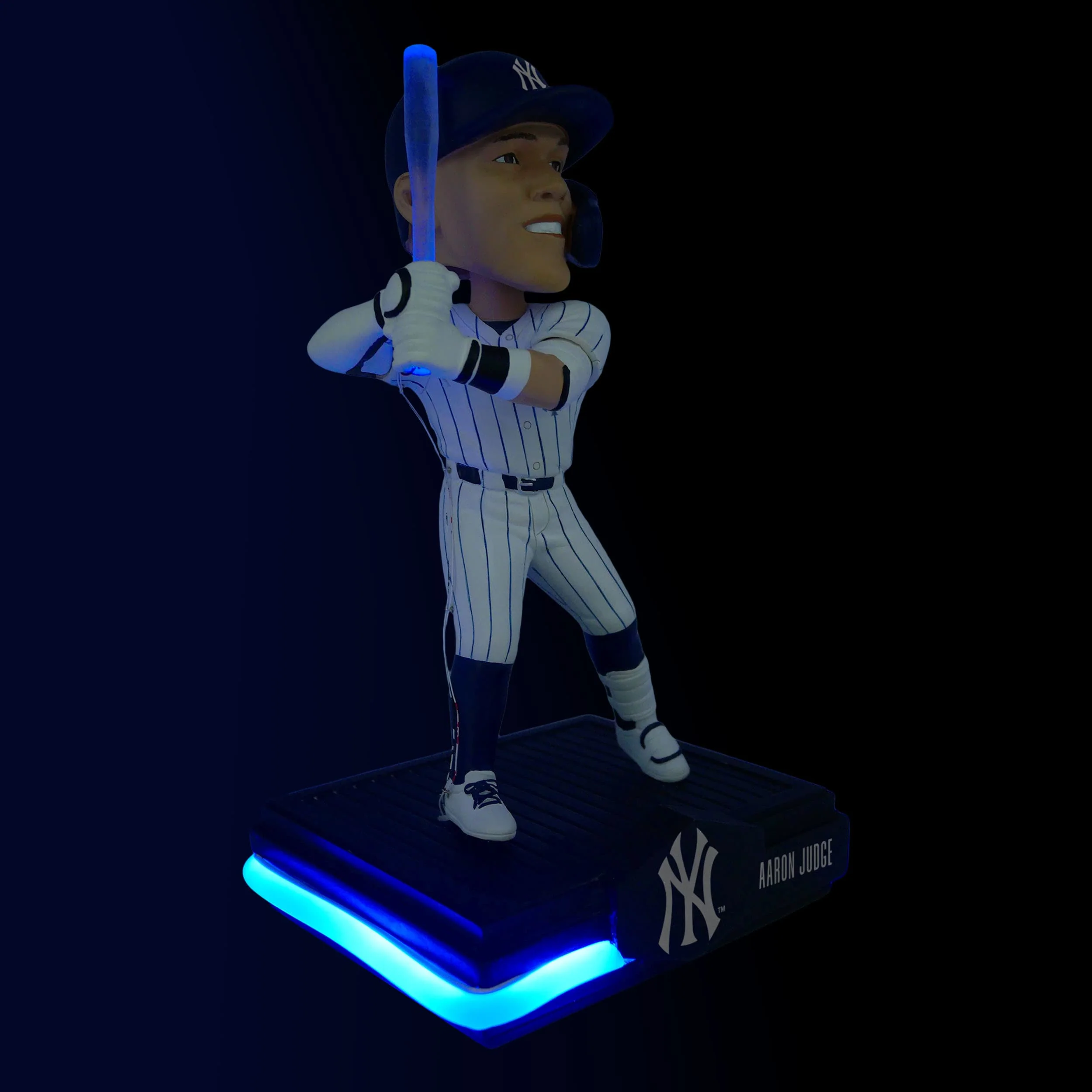 Aaron Judge New York Yankees 2026 Light Up Bat Bobblehead - Image 5