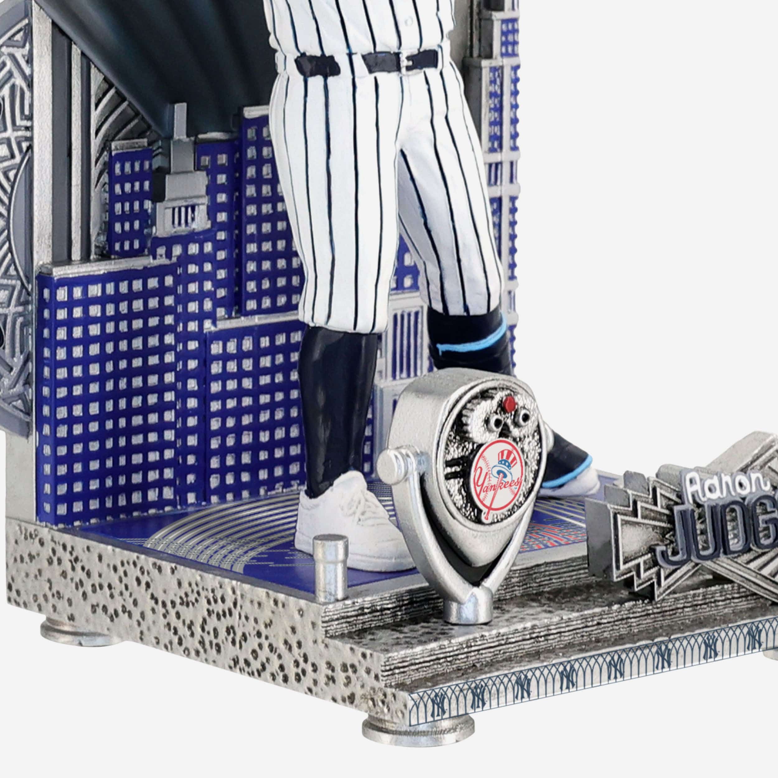 Aaron Judge New York Yankees Big Apple Bobblehead - Image 3