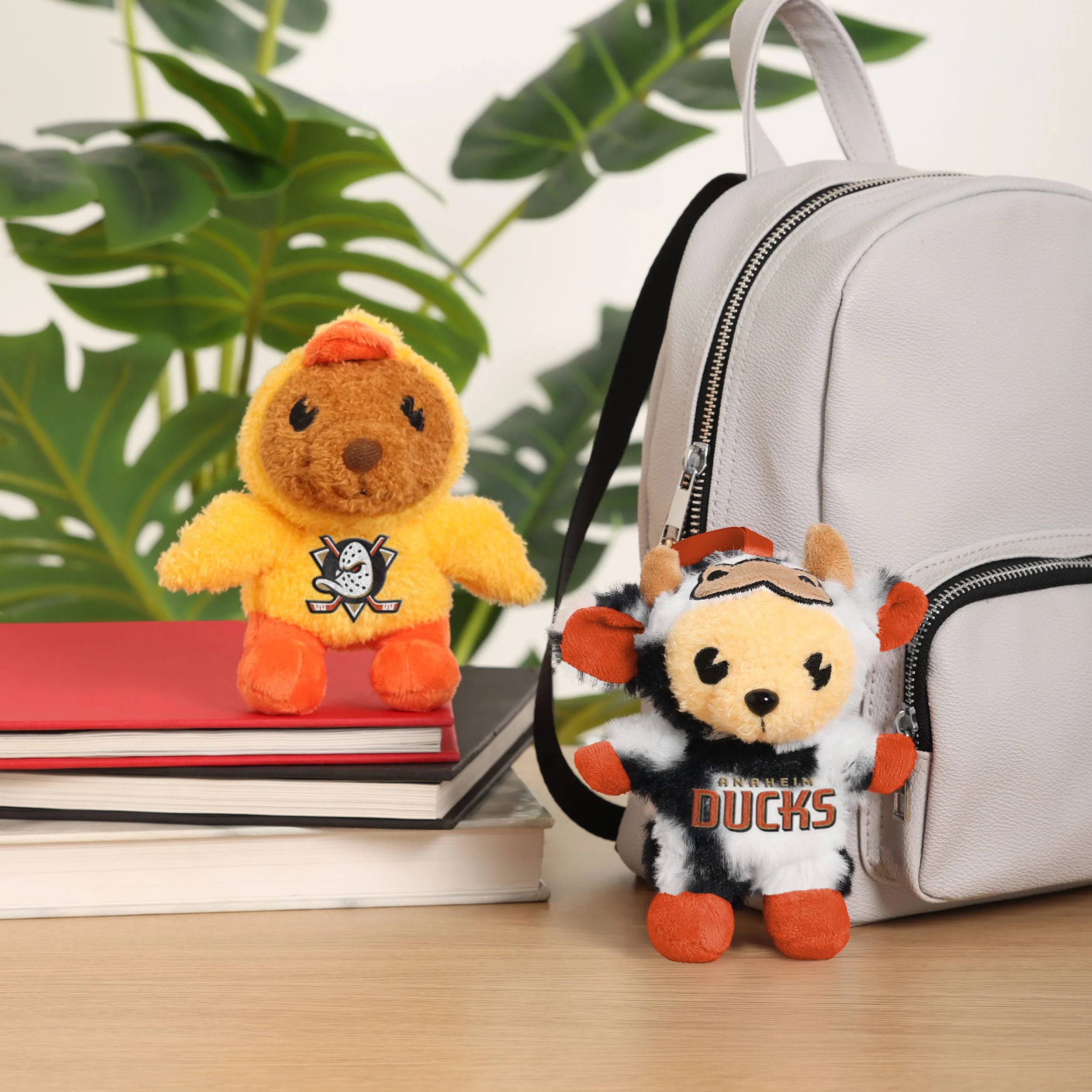 Anaheim Ducks FOOCOOS Plush Bag Charm Keychain Blind Box Series 1 - Image 4