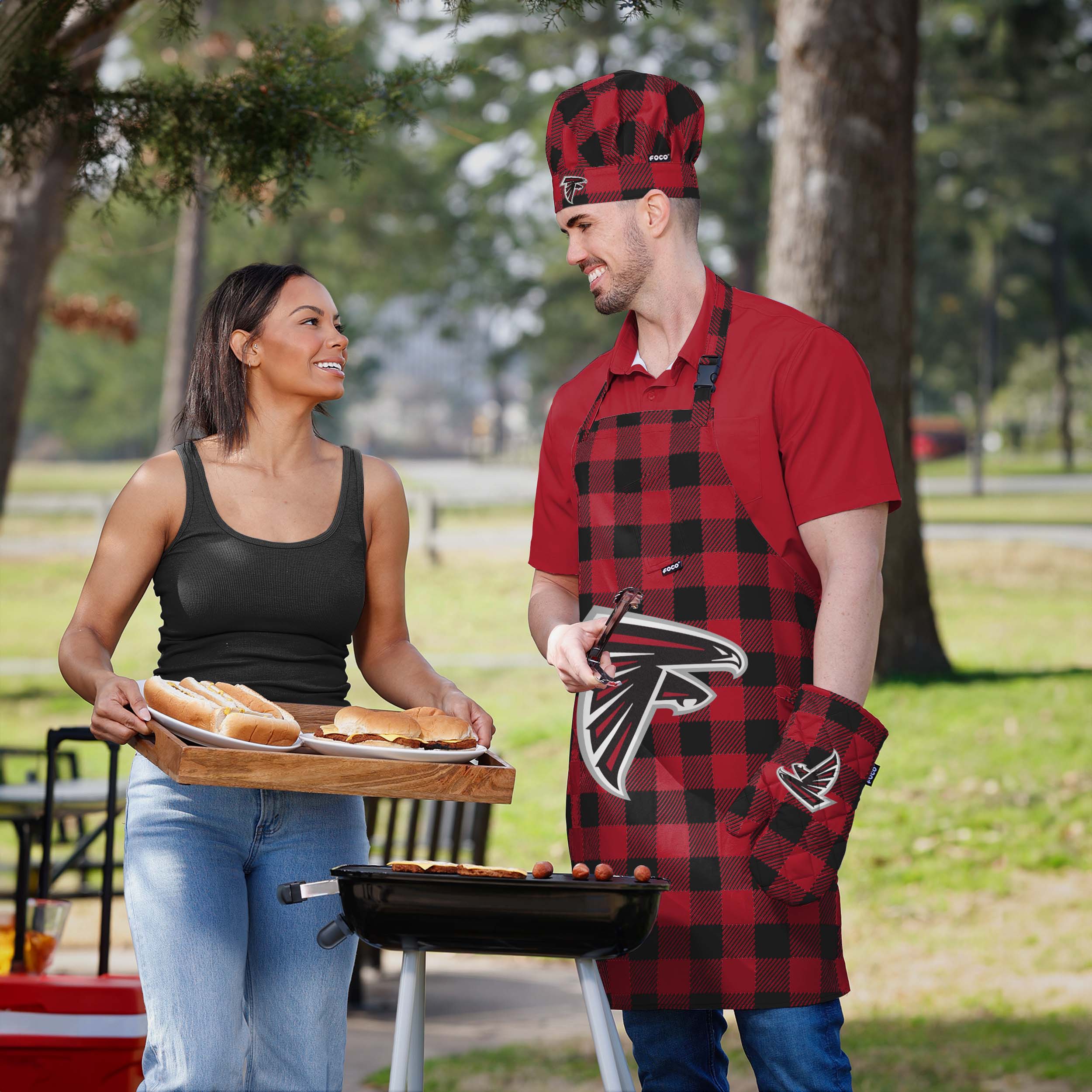 Atlanta Falcons Plaid Chef Set - Image 5