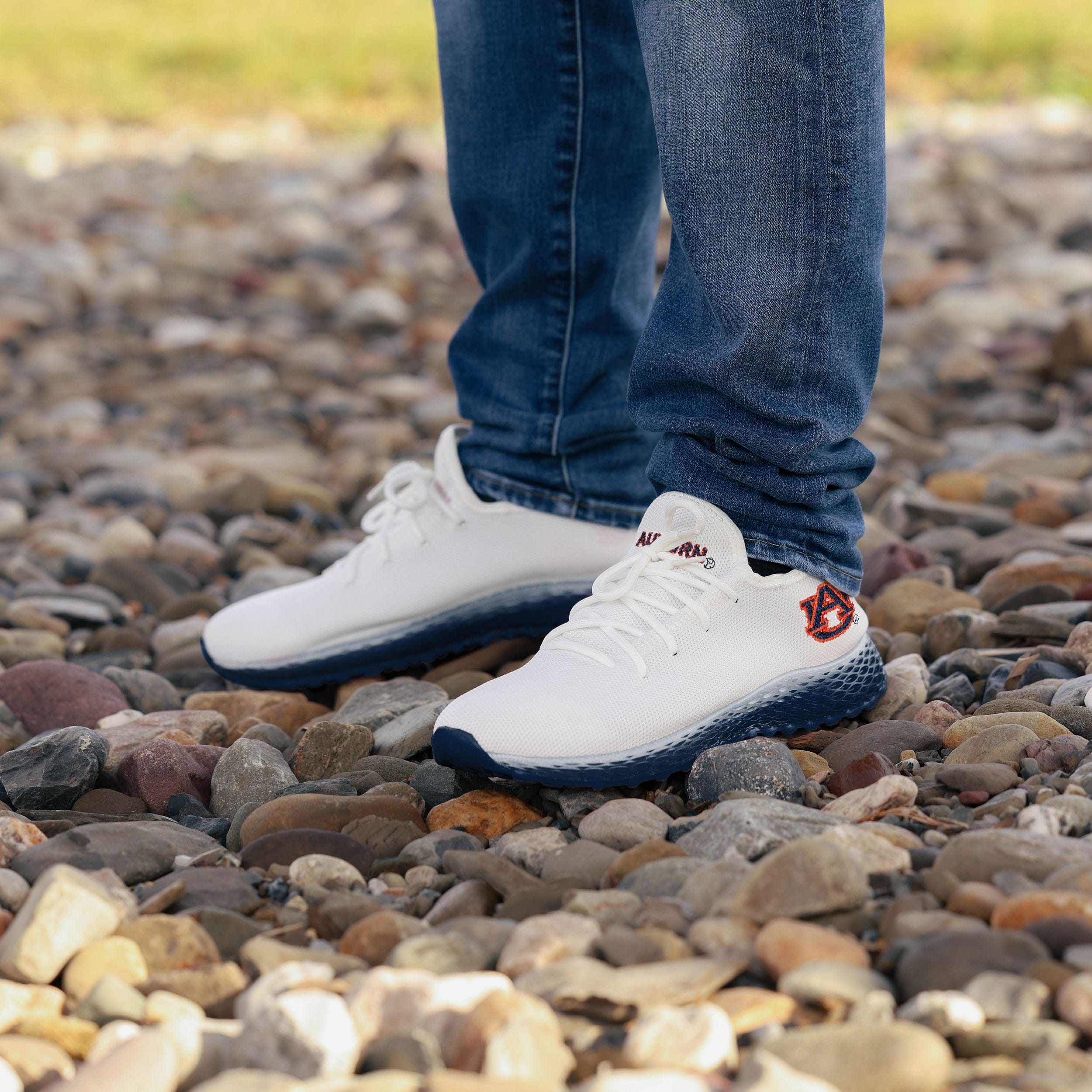 Auburn Tigers Gradient Midsole White Sneakers - Image 3