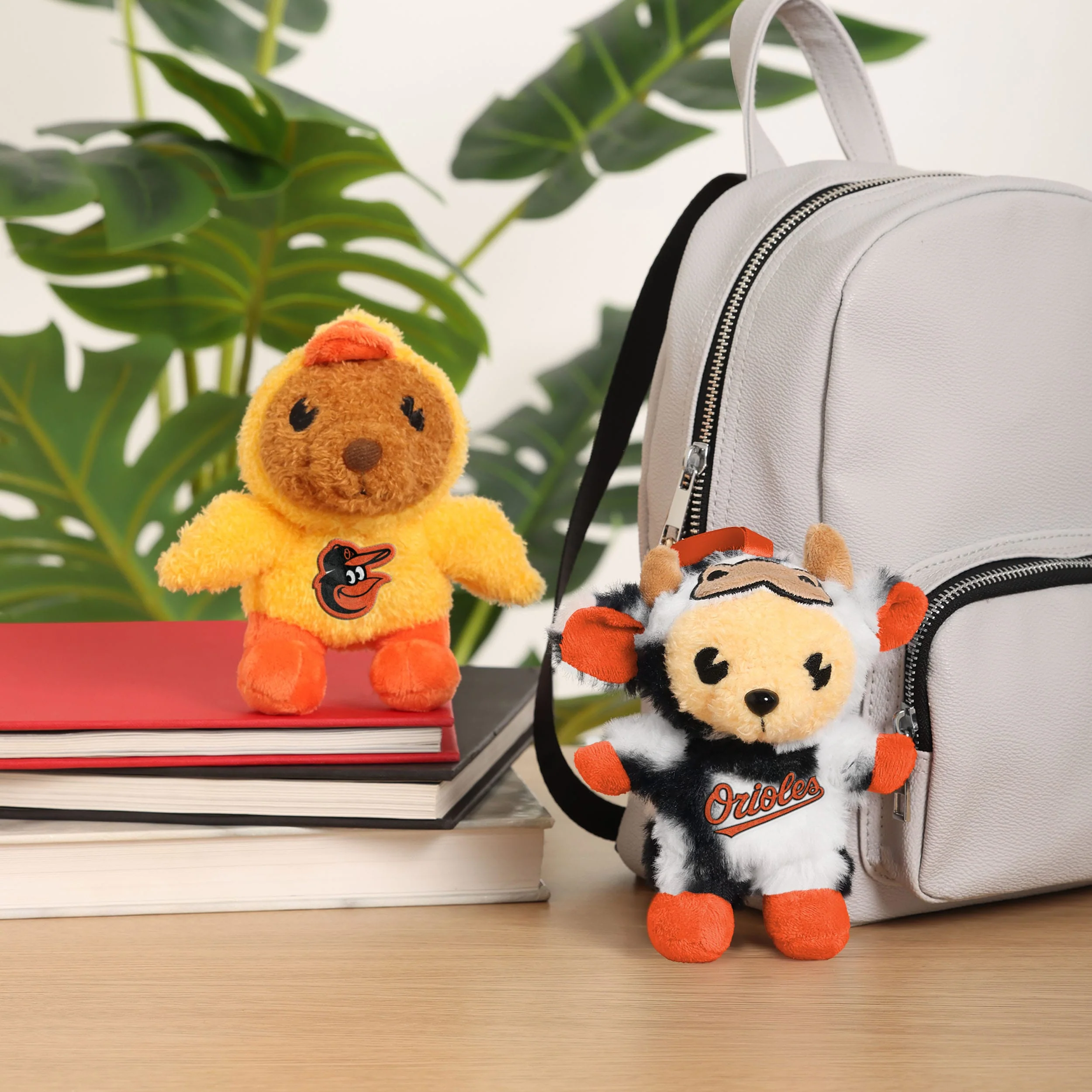 Baltimore Orioles FOOCOOS Plush Bag Charm Keychain Blind Box Series 1 - Image 4