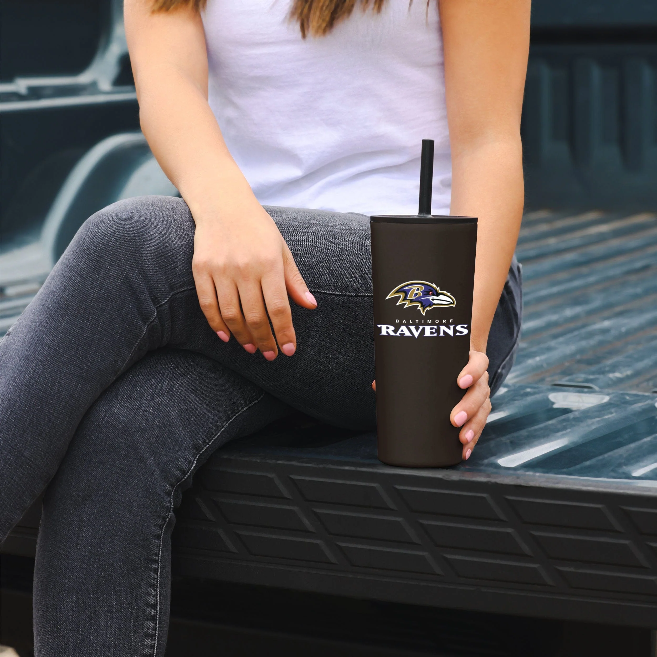 Baltimore Ravens 22 oz Travel Tumbler - Image 4