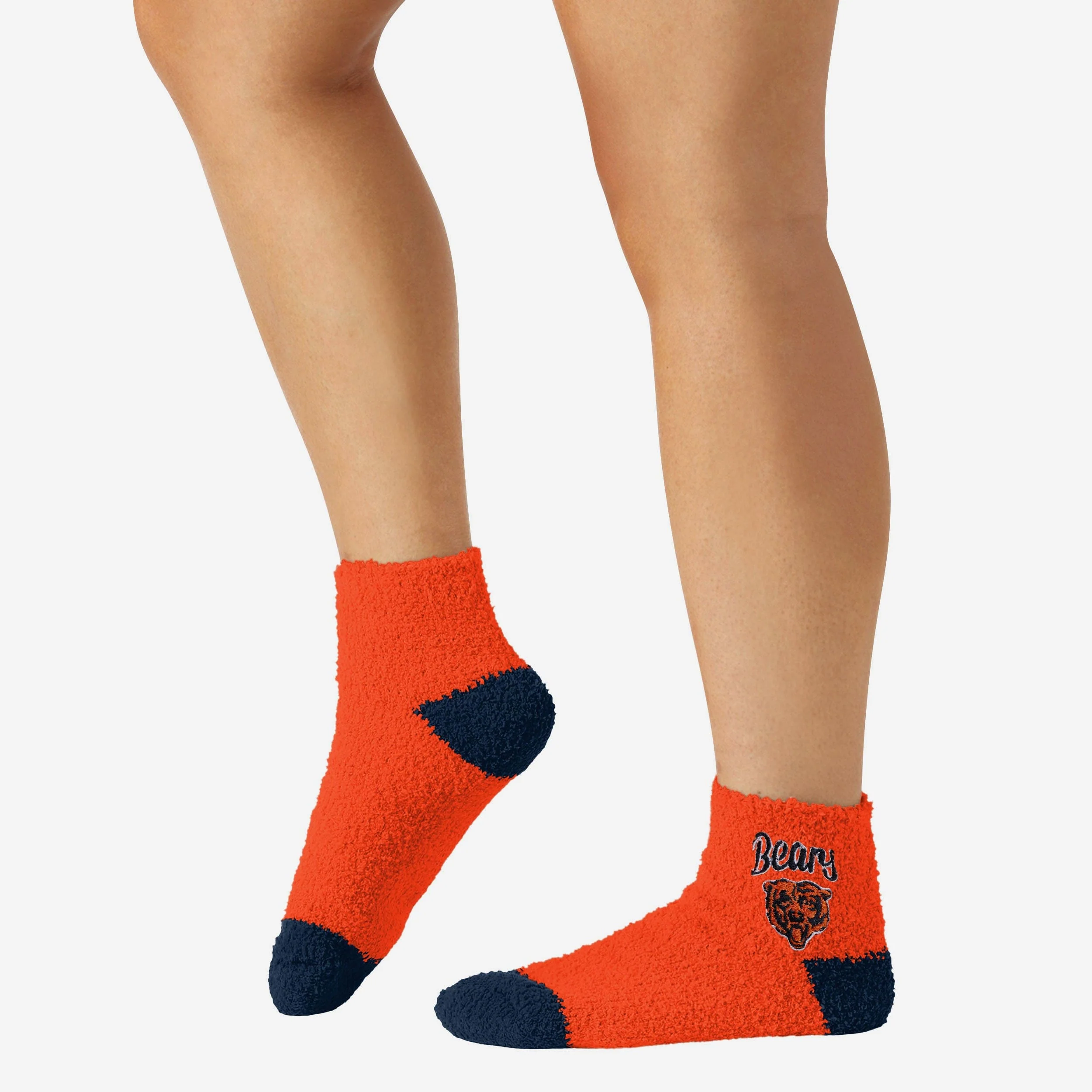 Chicago Bears 2 Pack Womens Script Logo Fuzzy Ankle Socks - Image 3