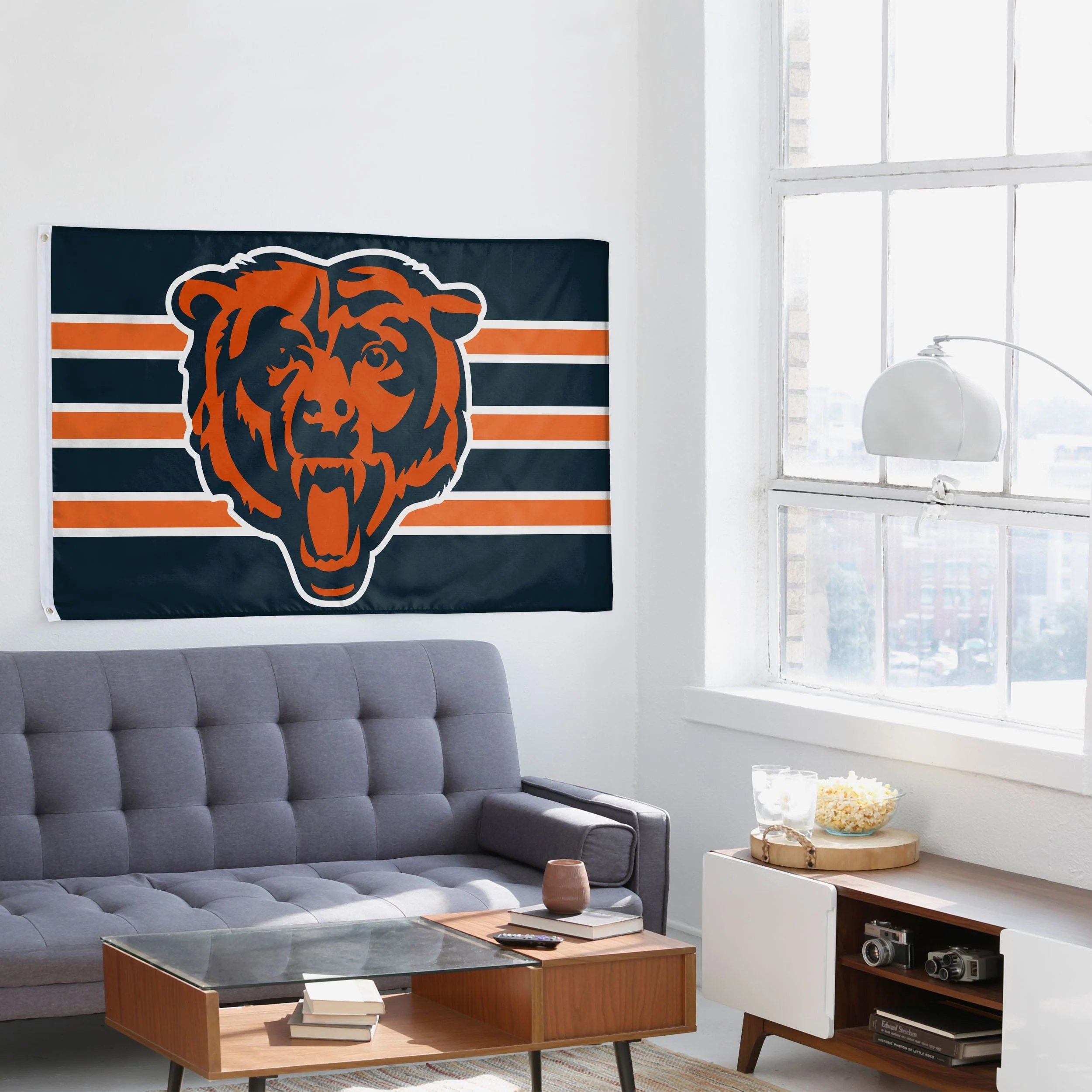 Chicago Bears Big Logo Team Stripe Horizontal Flag - Image 4