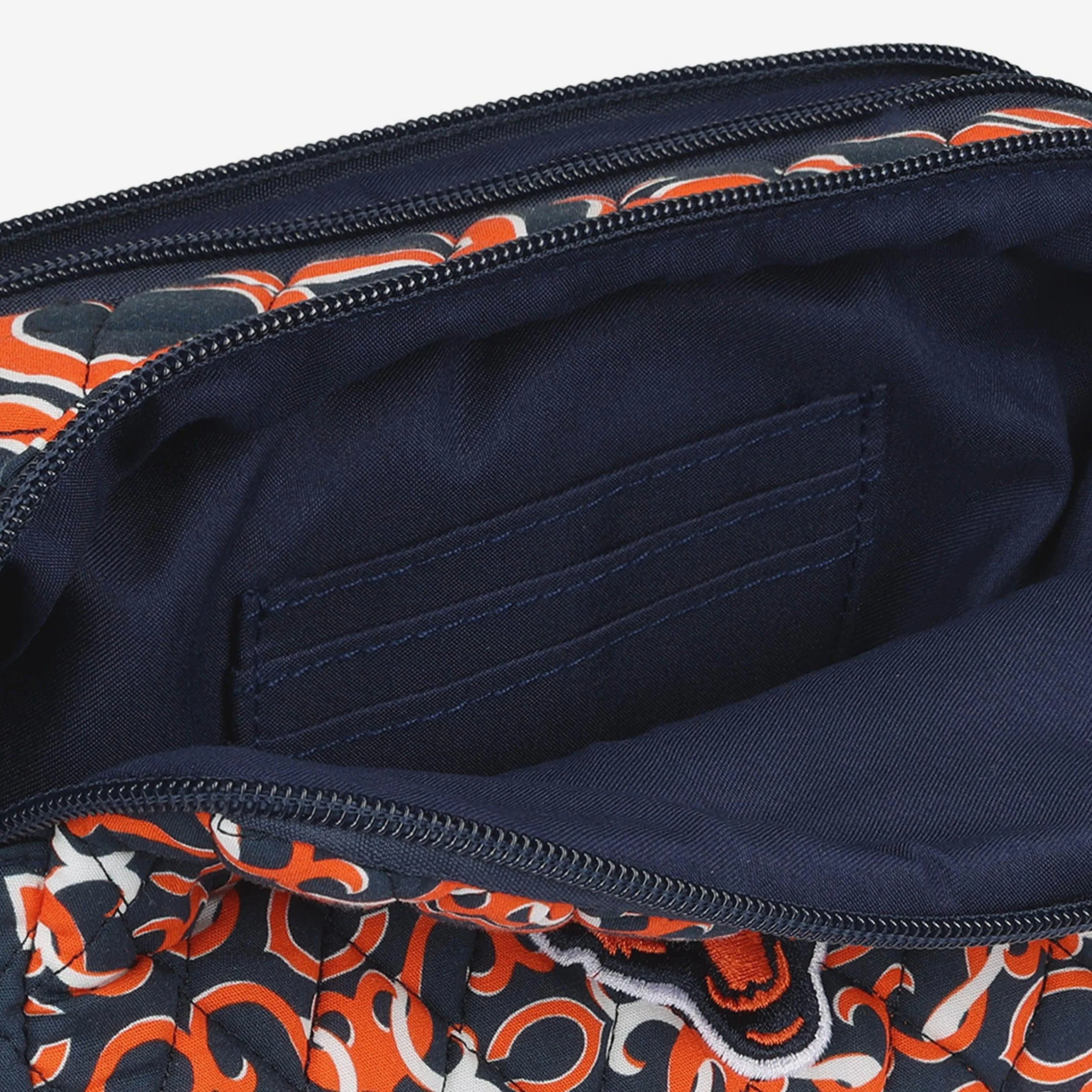 Chicago Bears Quilted Crossbody Bag - Image 4