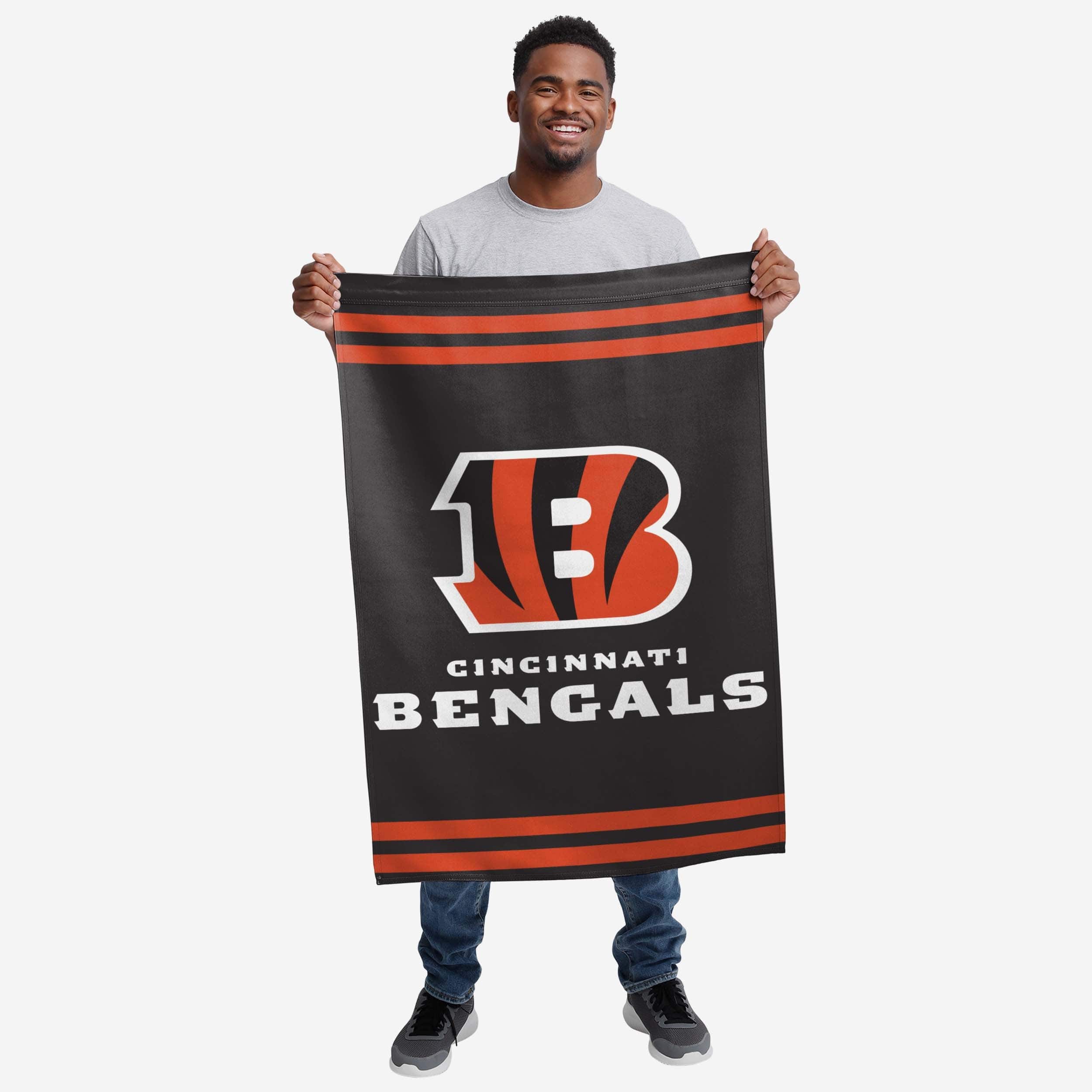 Cincinnati Bengals Big Logo Vertical Flag - Image 2