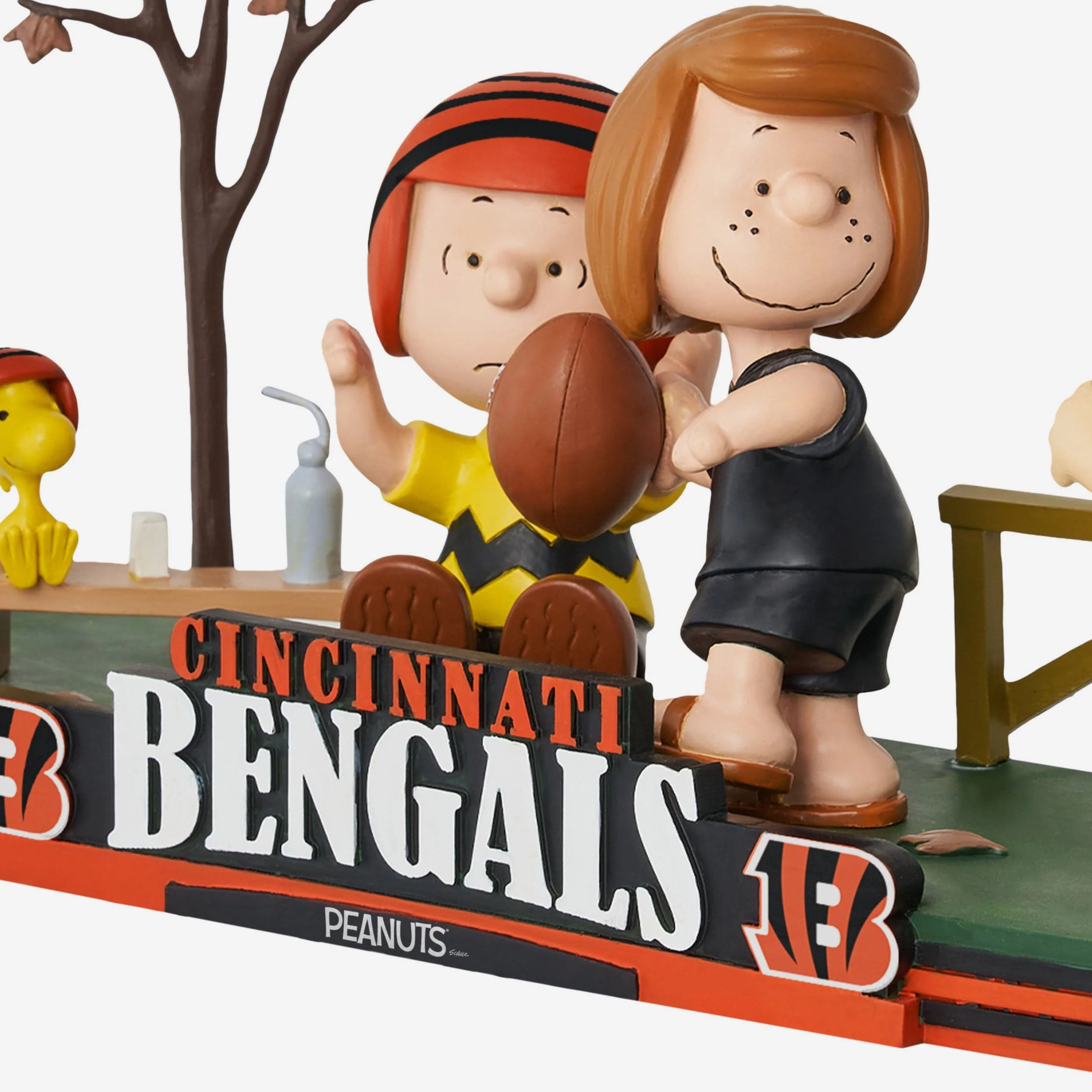 Cincinnati Bengals Peanuts Gang Mini Bobblehead Scene - Image 6