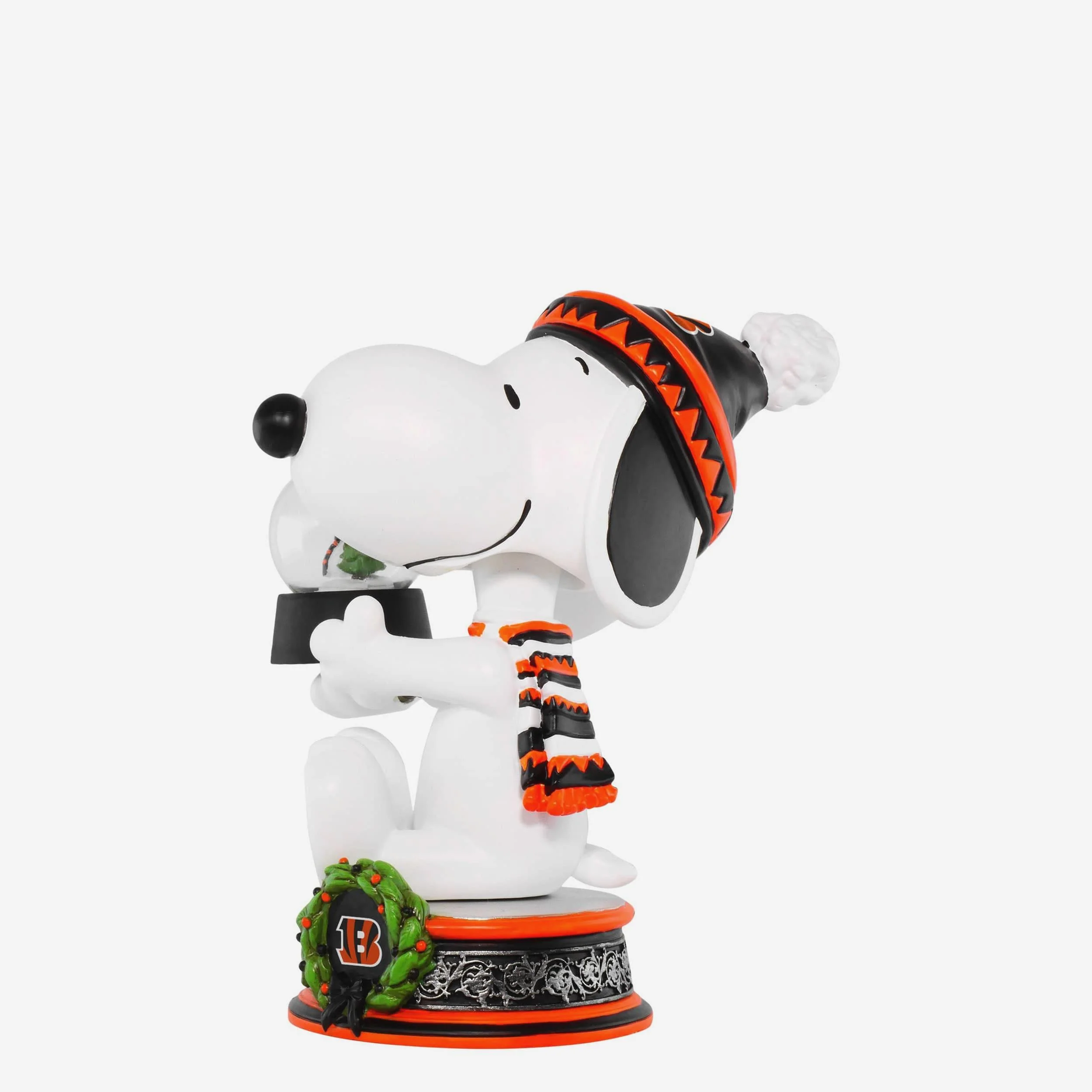 Cincinnati Bengals Snoopy Peanuts Snow Globe Bobblehead - Image 4