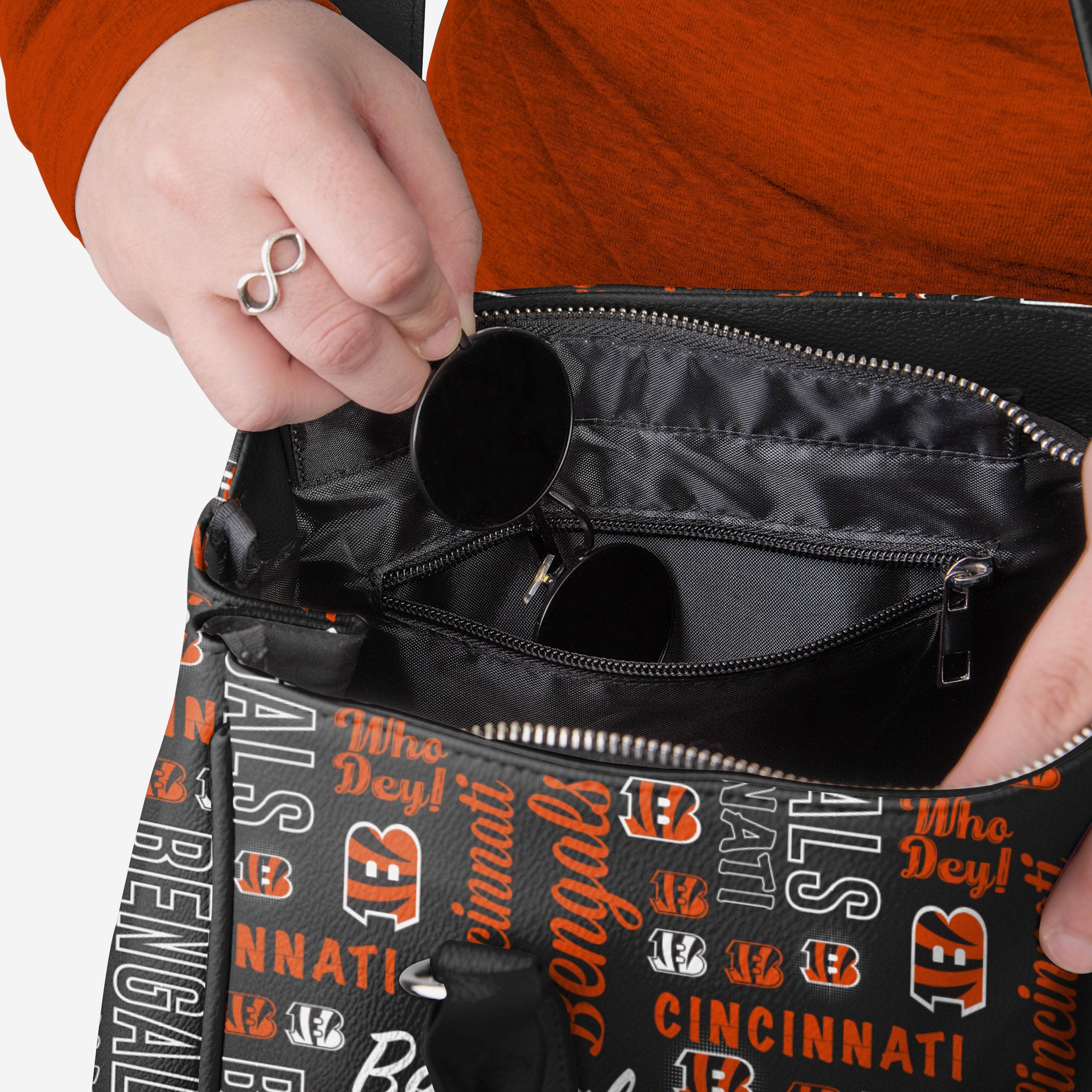 Cincinnati Bengals Spirited Style Printed Collection Purse - Image 3