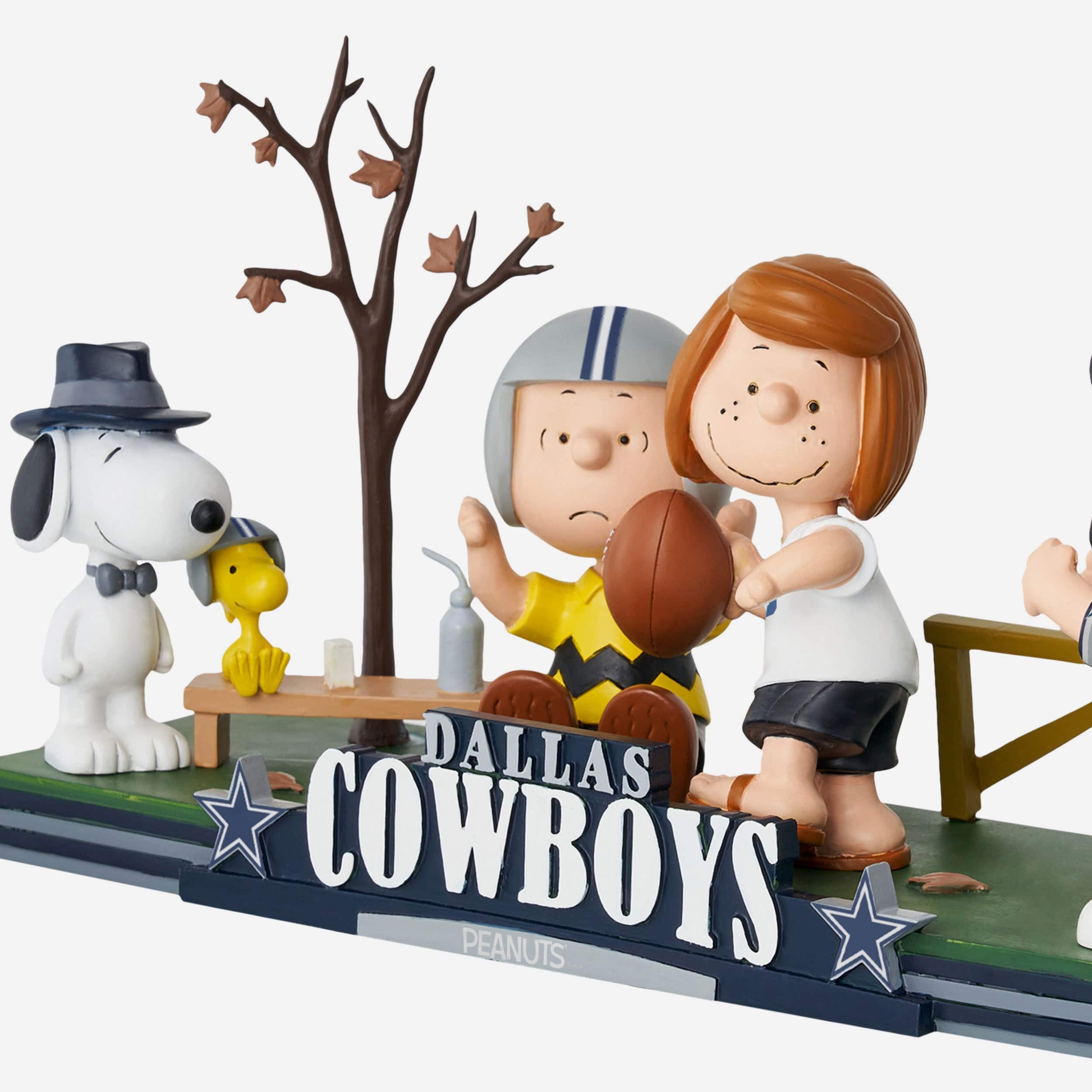 Dallas Cowboys Peanuts Gang Mini Bobblehead Scene - Image 6