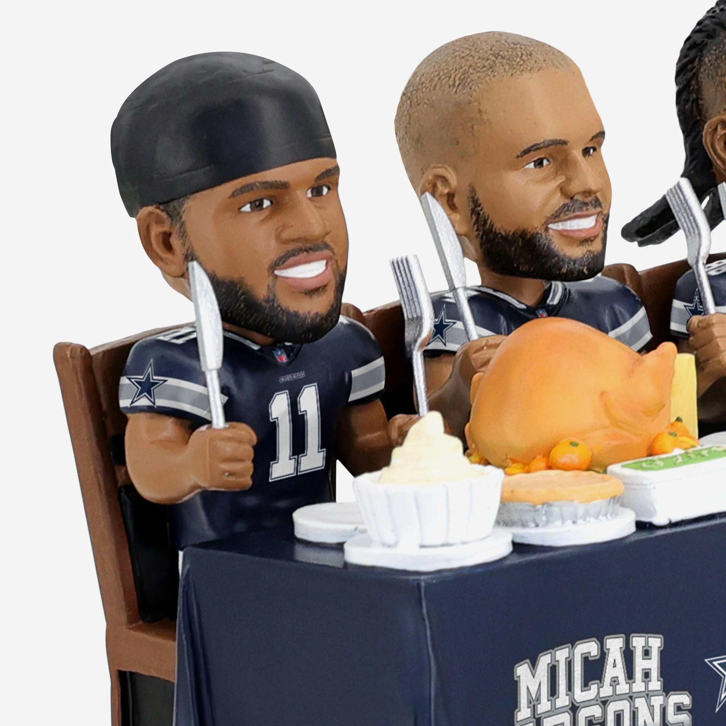 Dallas Cowboys Thanksgiving Feast Mini Bobblehead Scene - Image 3
