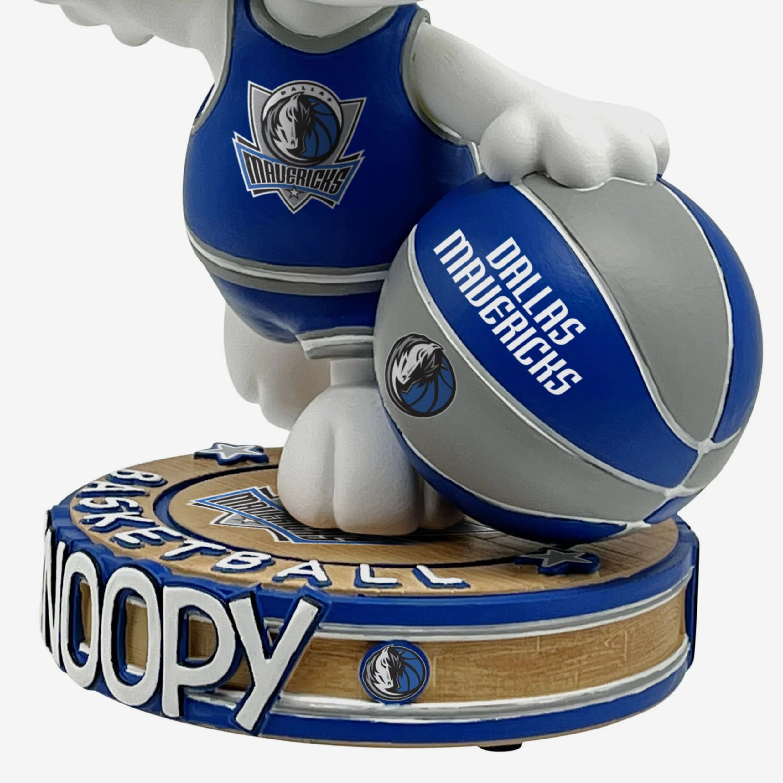Dallas Mavericks Snoopy Peanuts Bighead Bobblehead - Image 3