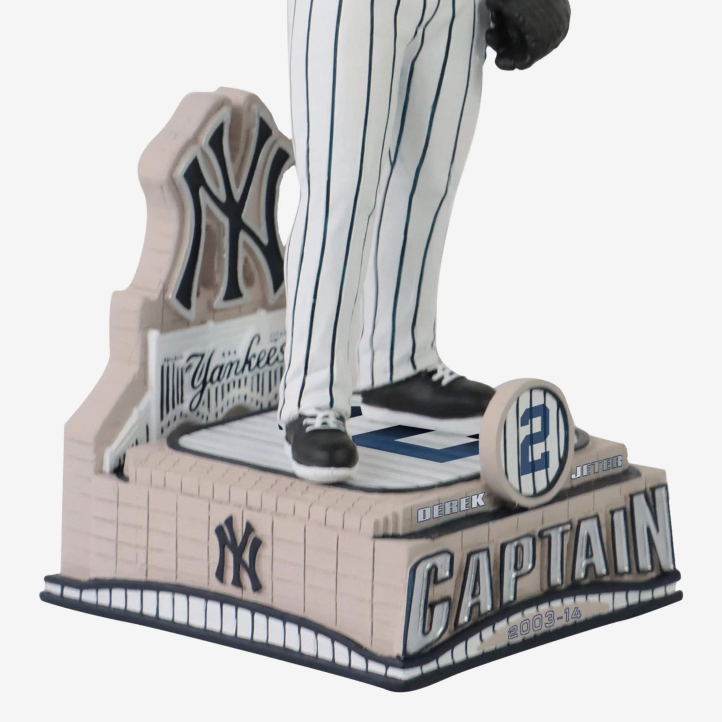 Derek Jeter New York Yankees Captain Bobblehead - Image 3