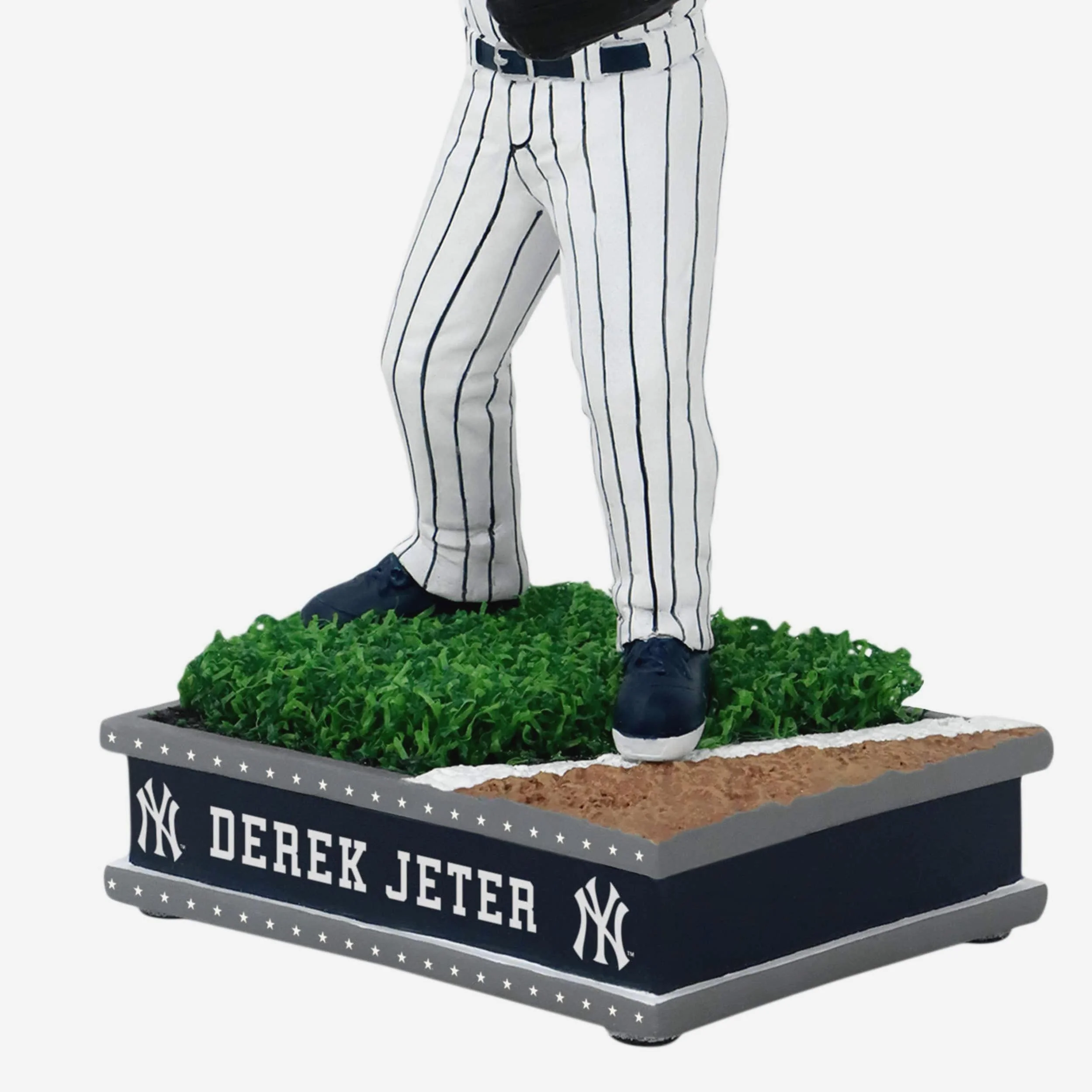 Derek Jeter New York Yankees Field Star Bobblehead - Image 3