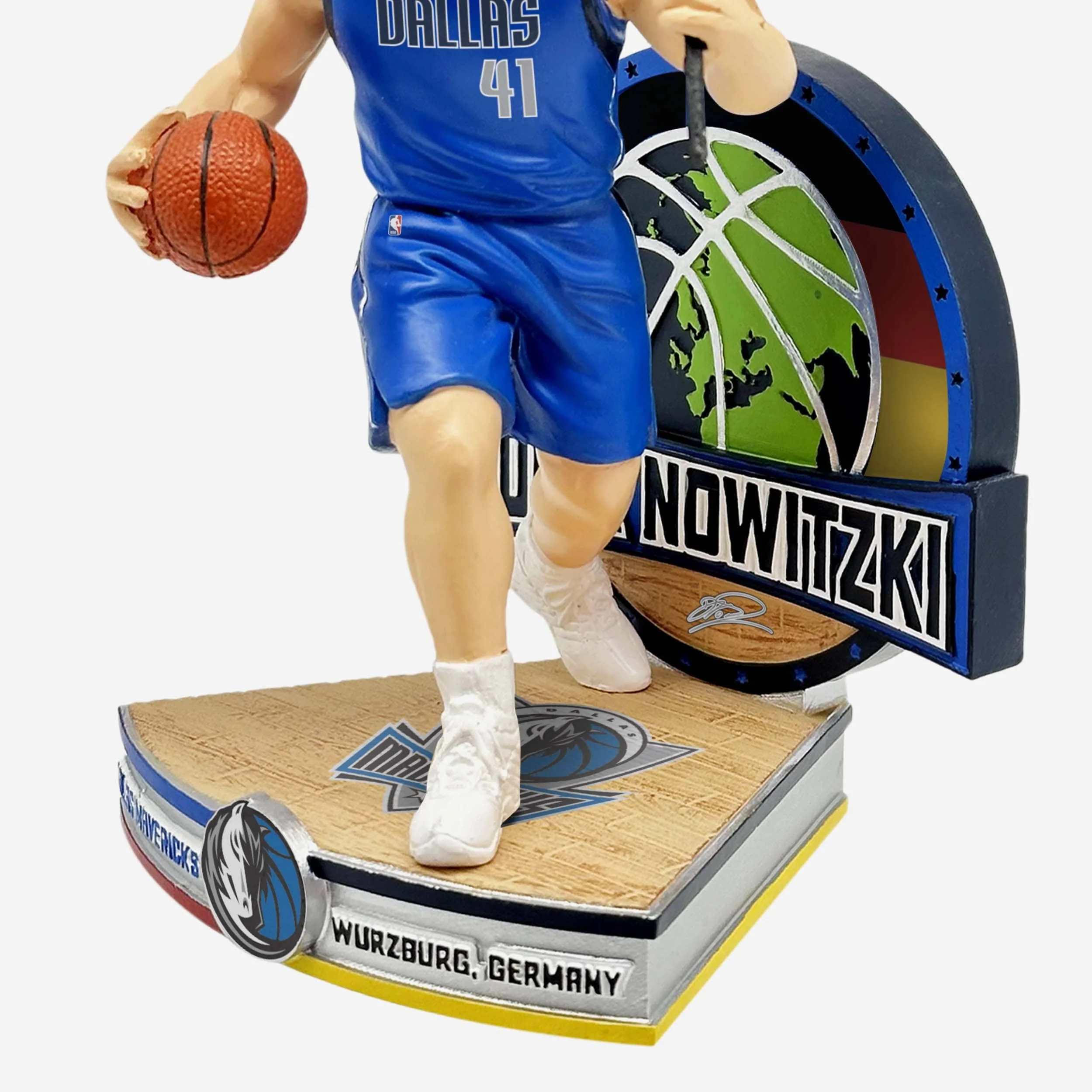 Dirk Nowitzki Dallas Mavericks German National Flag International Collection Bobblehead - Image 3