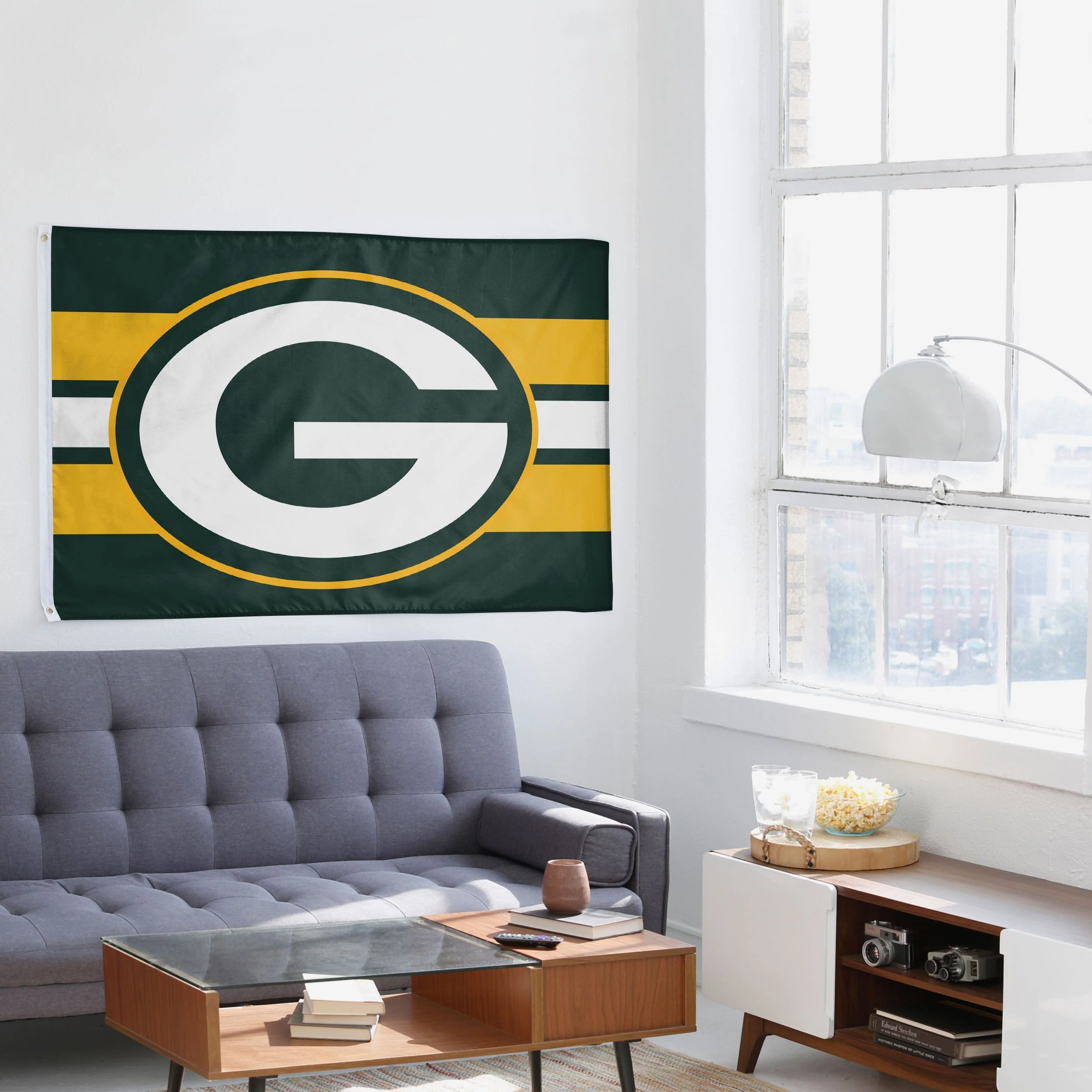 Green Bay Packers Big Logo Team Stripe Horizontal Flag - Image 4