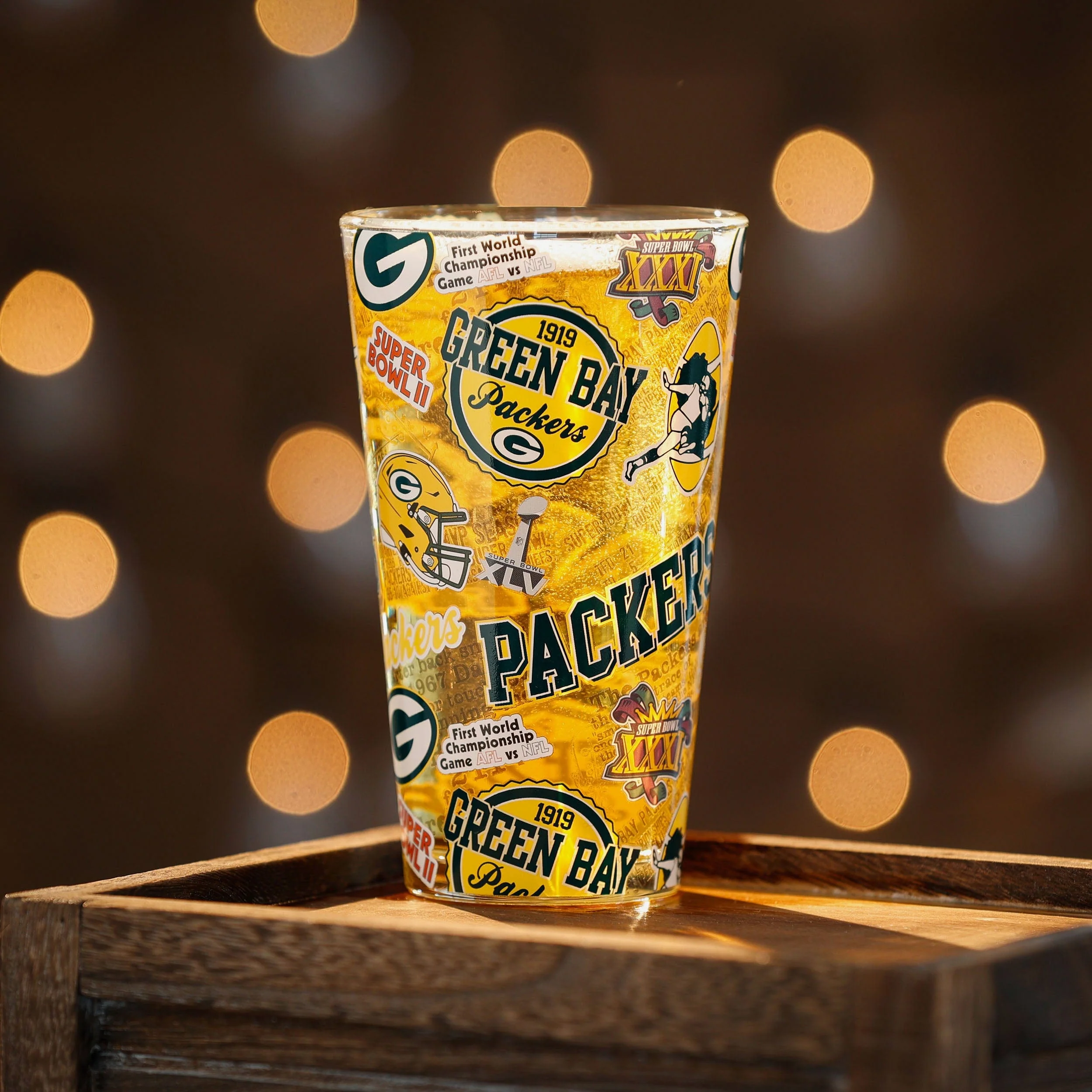 Green Bay Packers Historic Print Pint Glass - Image 2
