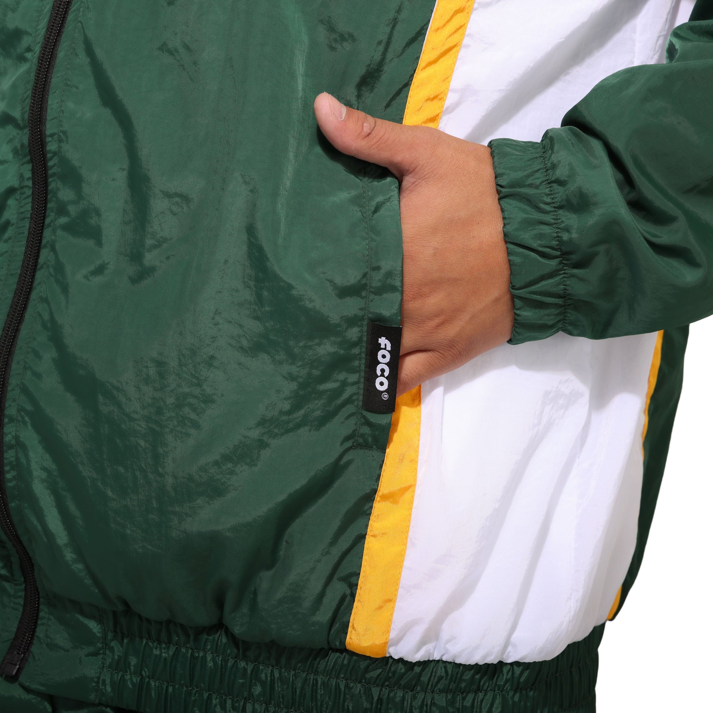 Green Bay Packers Nylon Crinkle Gameday Jacket - Image 4