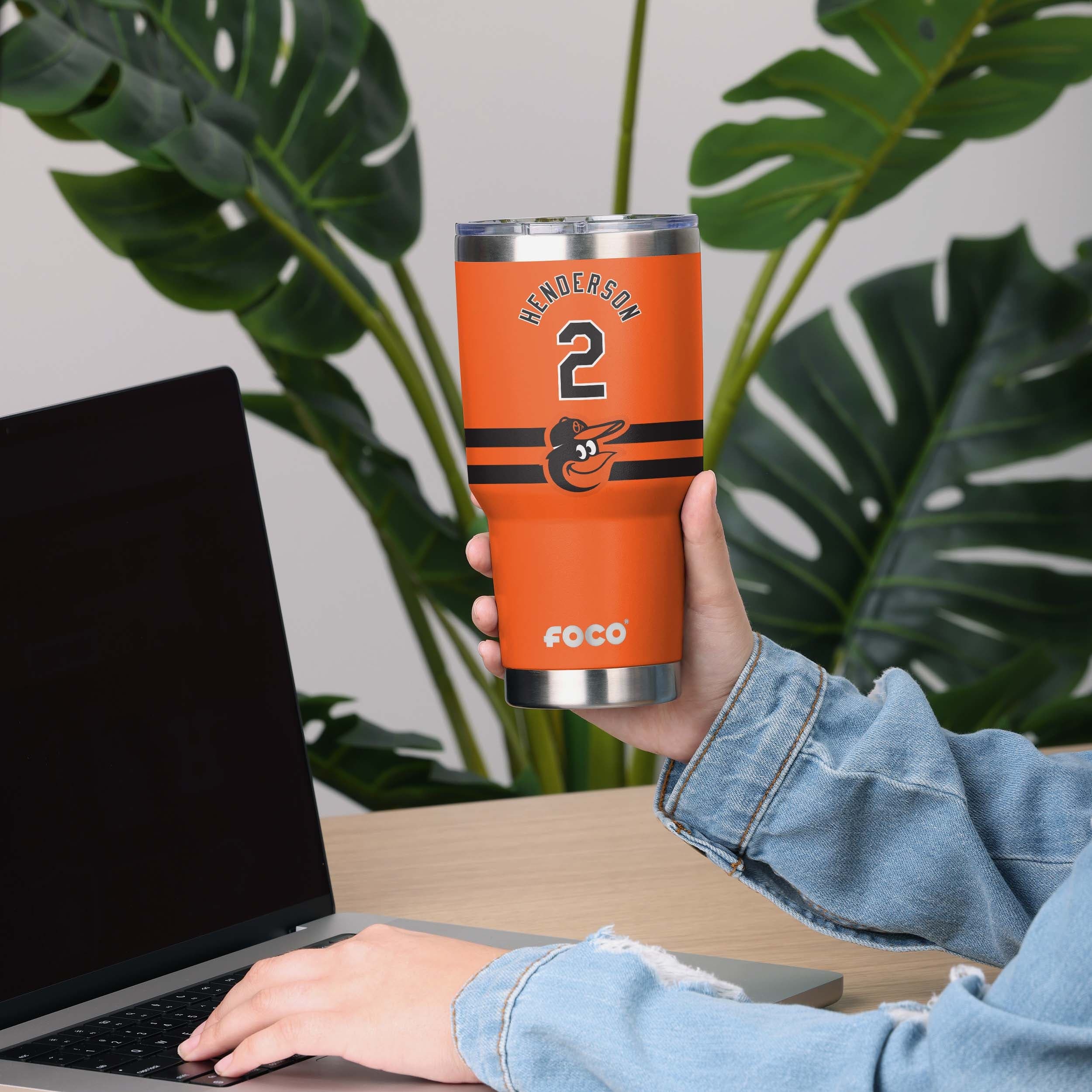 Gunnar Henderson Baltimore Orioles Team Logo 30 oz Player Tumbler - Image 4