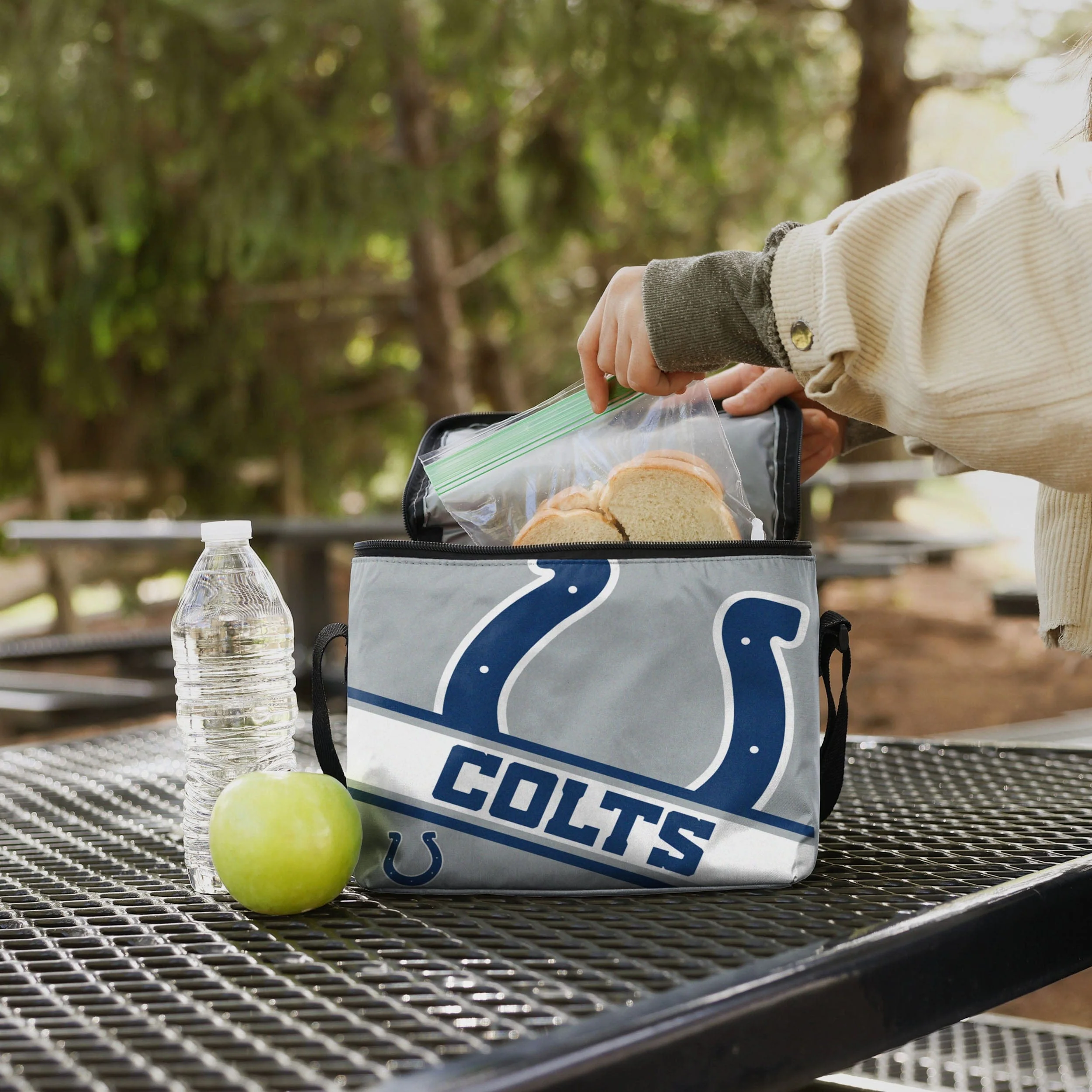 Indianapolis Colts Big Logo Stripe 6 Pack Cooler - Image 3