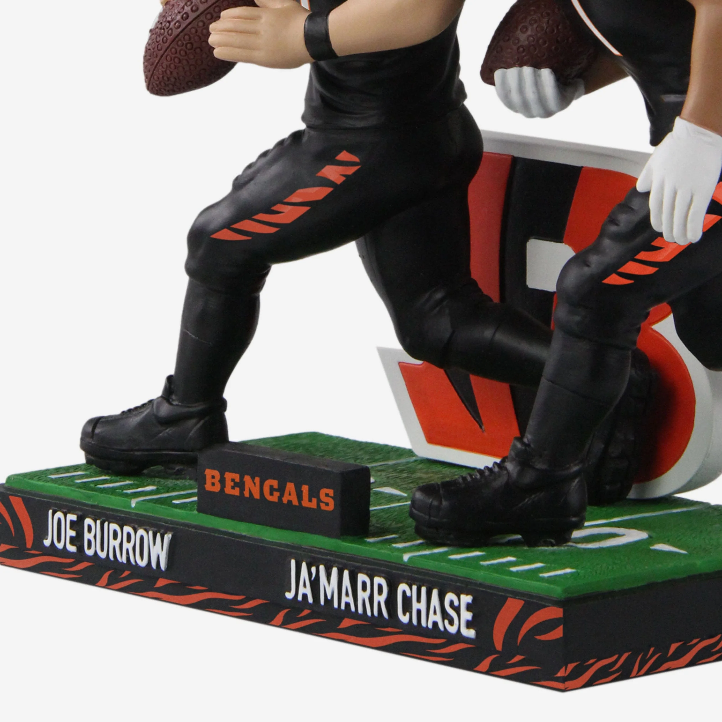 Joe Burrow & Ja'Marr Chase Cincinnati Bengals Bobblemate Dual Bobblehead - Image 4