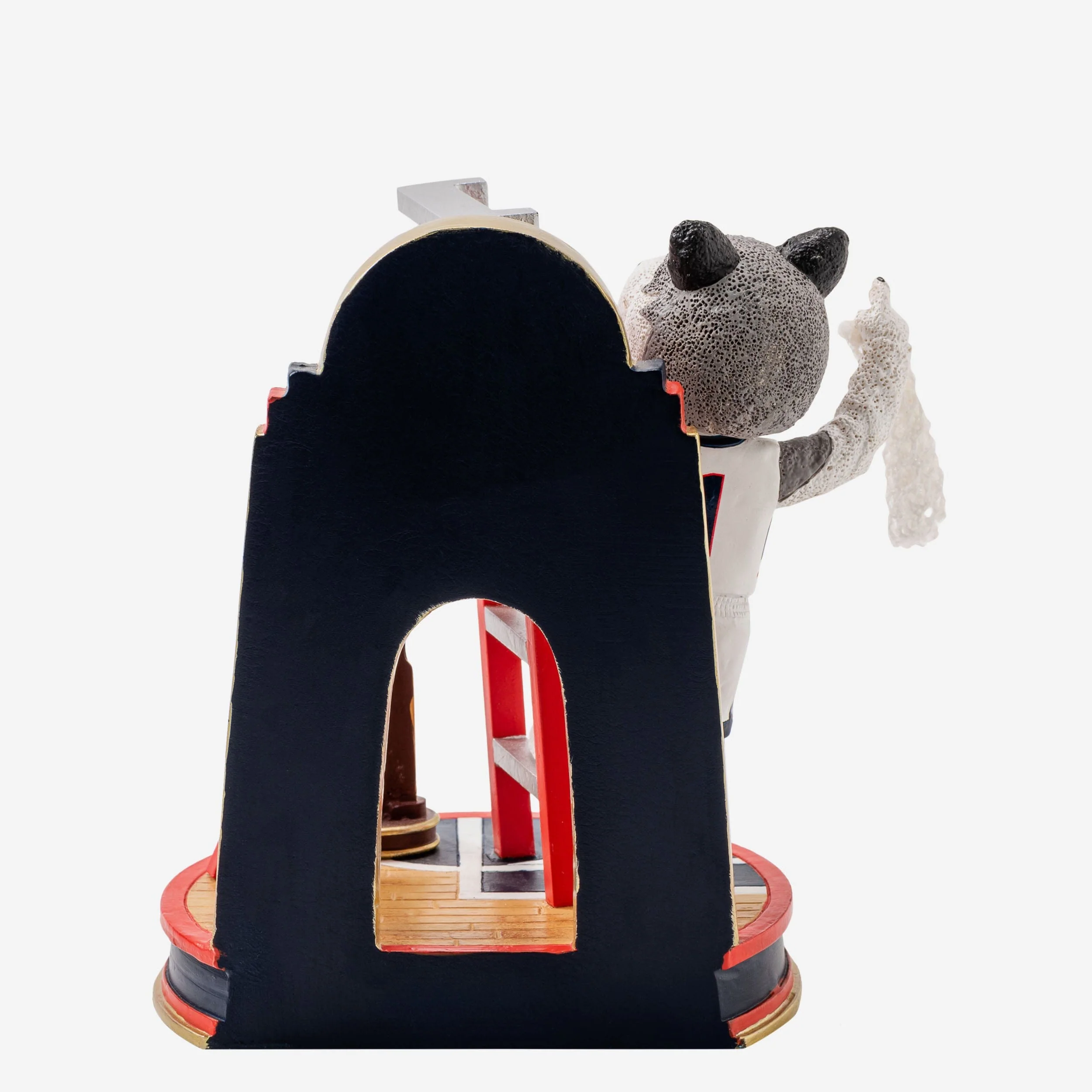 Jonathan The Husky UConn Huskies 2014 Mens Basketball National Champions Cutting The Net Mascot Mini Bobblehead Scene - Image 5