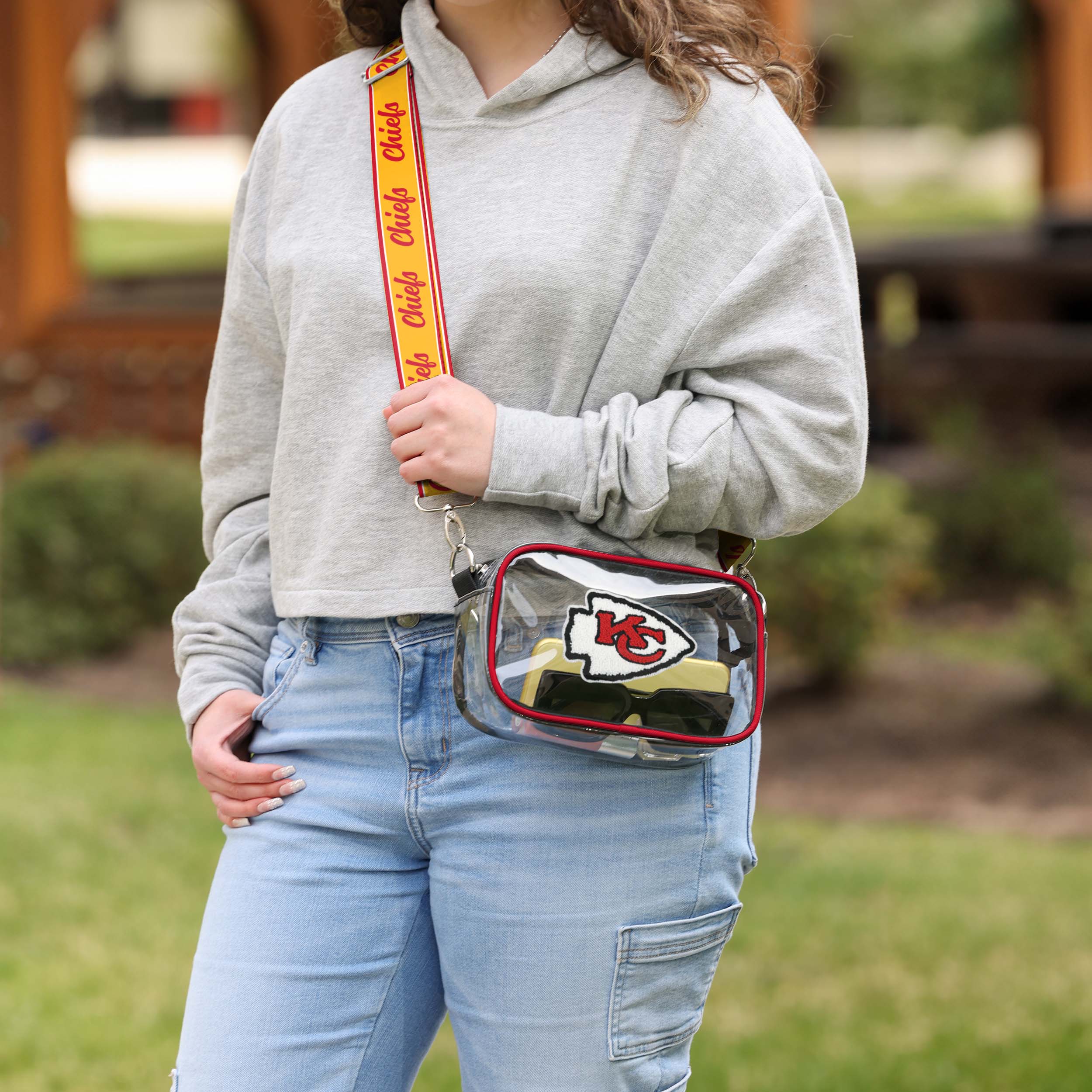 Kansas City Chiefs Chenille Logo Clear Crossbody Bag - Image 3