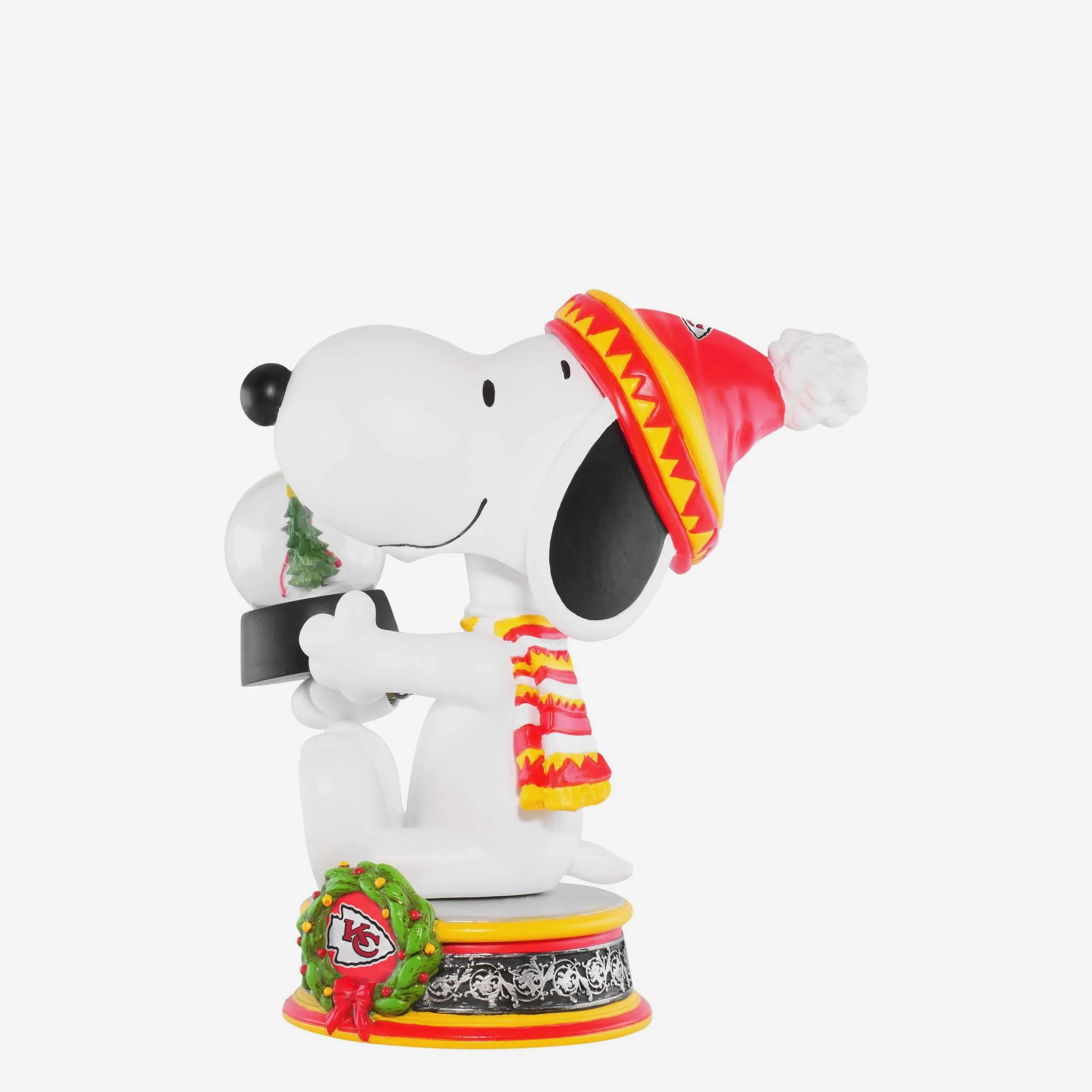 Kansas City Chiefs Snoopy Peanuts Snow Globe Bobblehead - Image 4