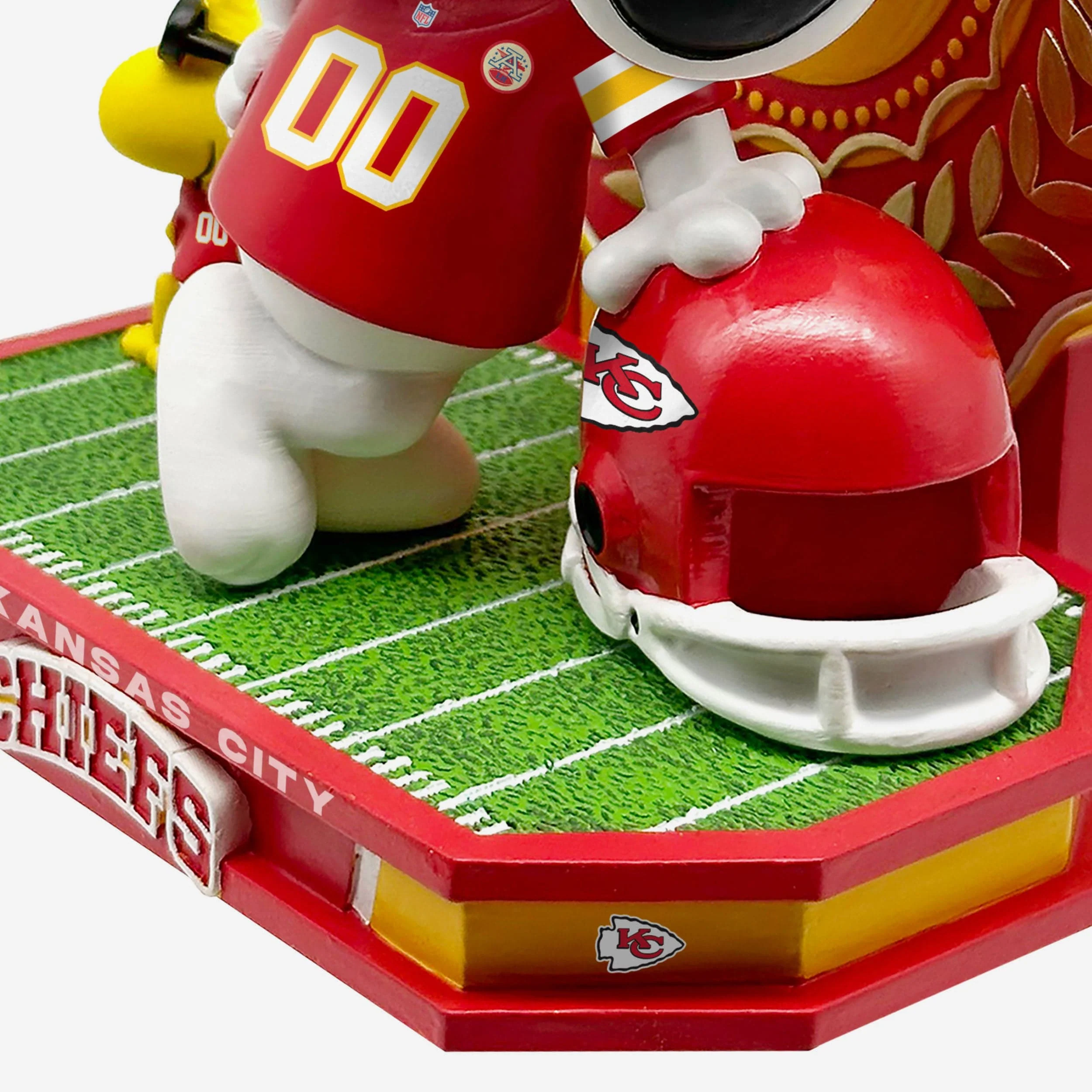 Kansas City Chiefs Snoopy & Woodstock Joe Cool Peanuts Dual Bobblehead - Image 3