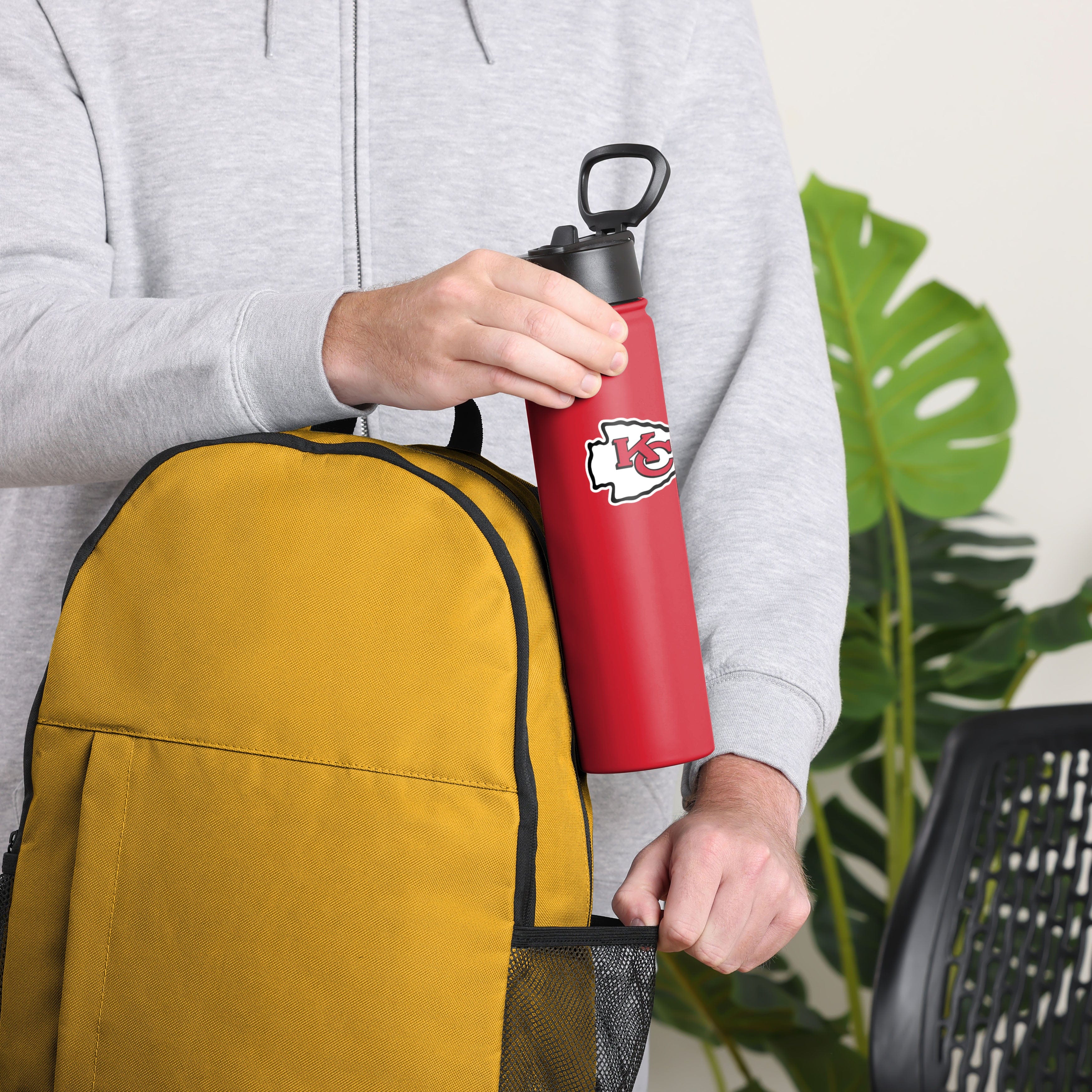 Kansas City Chiefs Team Color Insulated Bottle - Image 4