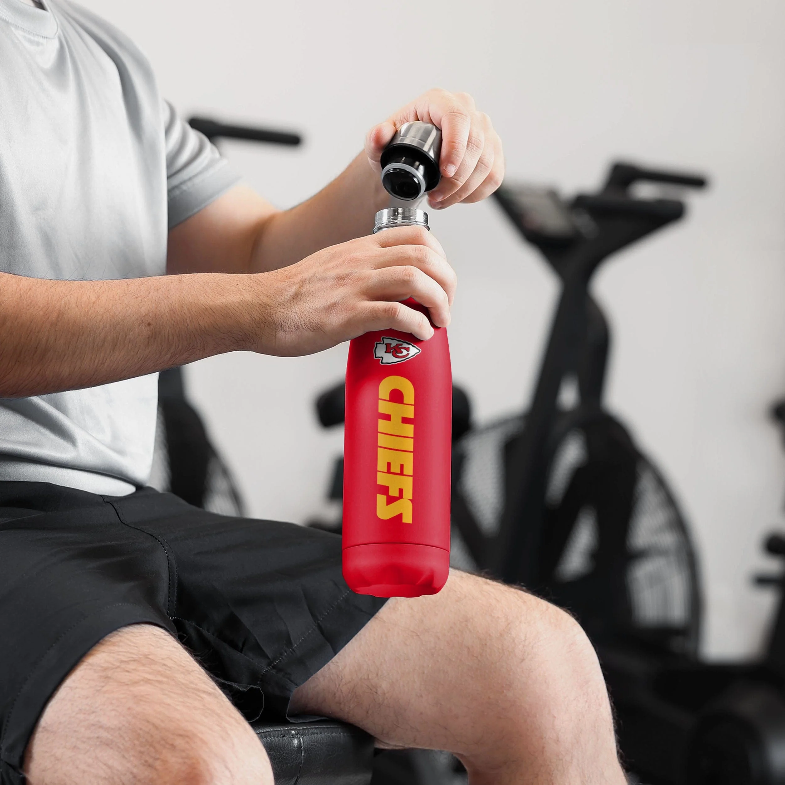 Kansas City Chiefs Wordmark Chill Water Bottle - Image 3
