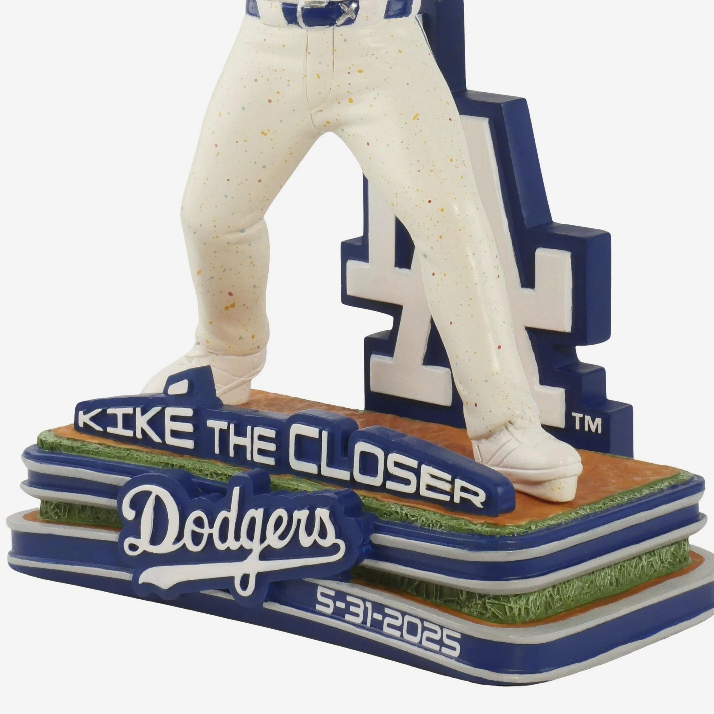 Kikè Hernàndez Los Angeles Dodgers "Kike The Closer" Bobblehead - Image 3