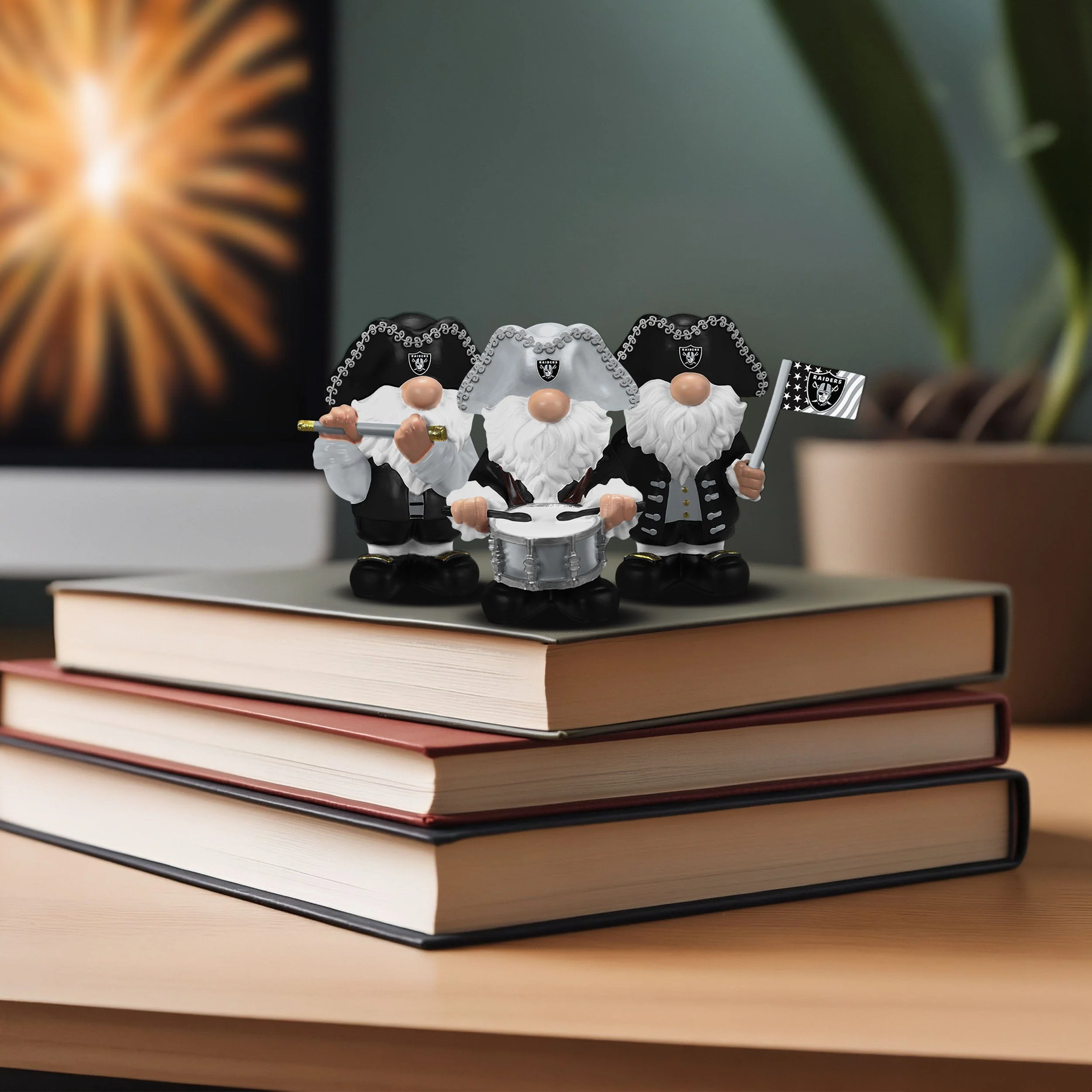 Las Vegas Raiders 3 Pack Americana Mini Gnome Set - Image 4