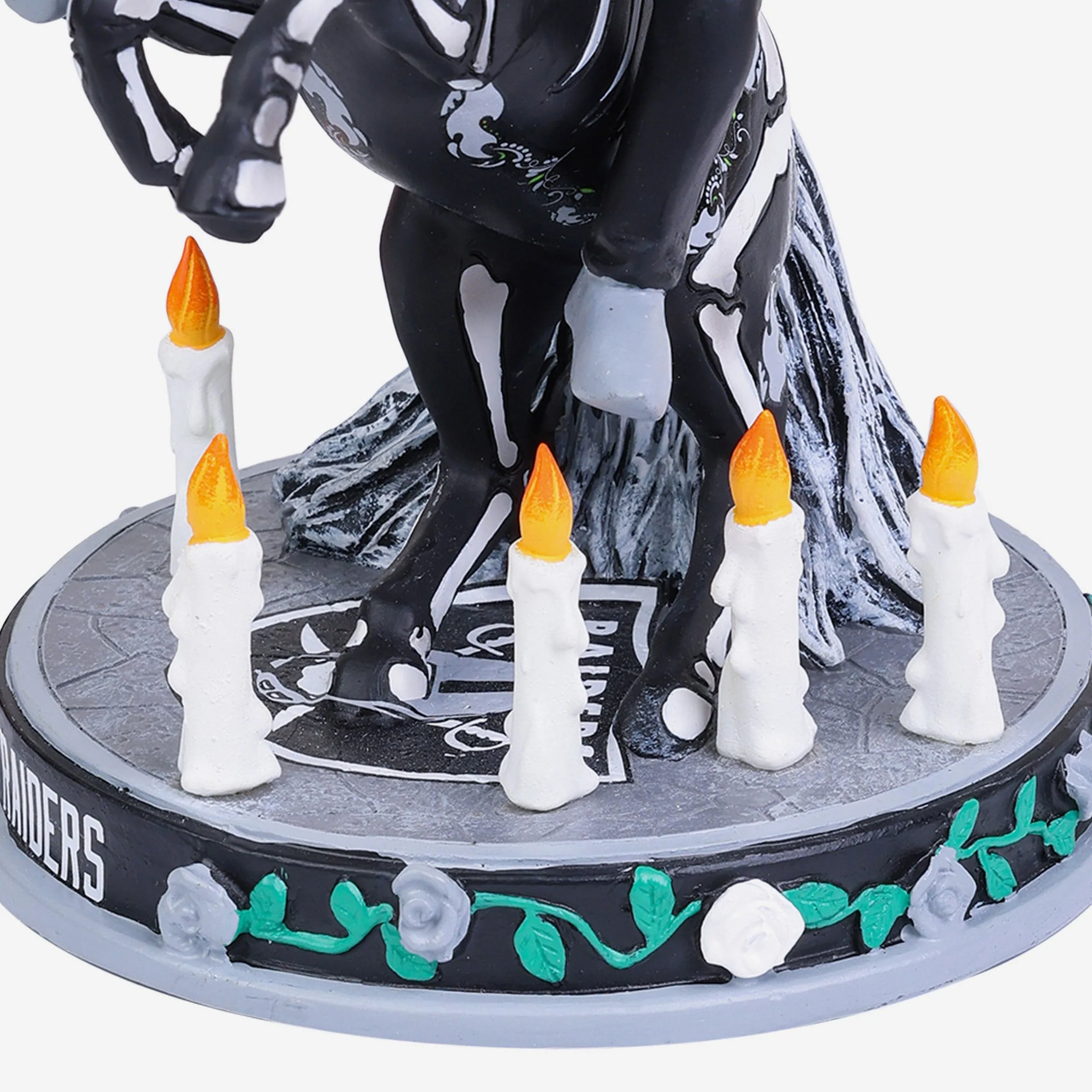 Las Vegas Raiders Calavera Bobblehead - Image 4