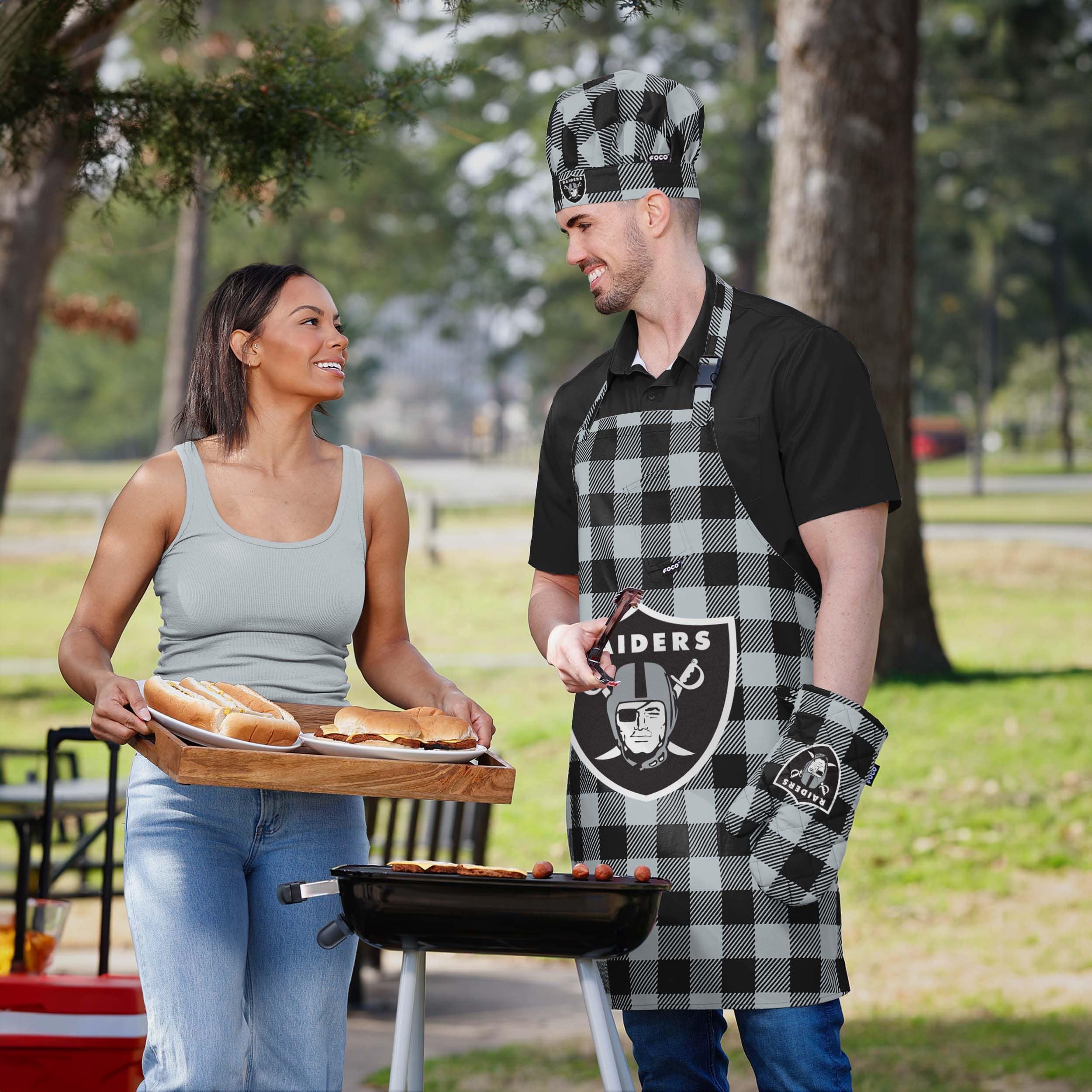 Las Vegas Raiders Plaid Chef Set - Image 5
