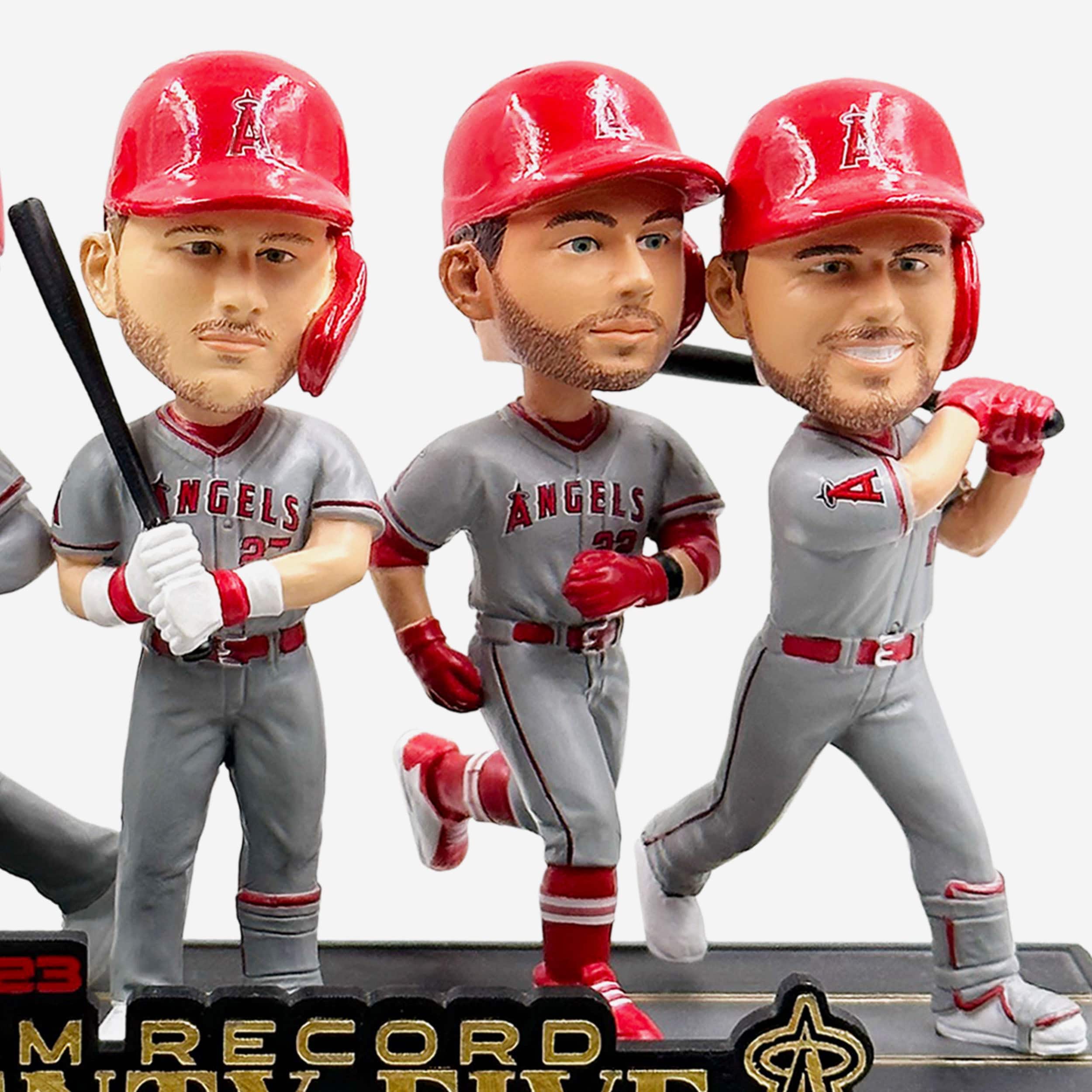 Los Angeles Angels 25-Run Game Mini Bobblehead Scene - Image 3