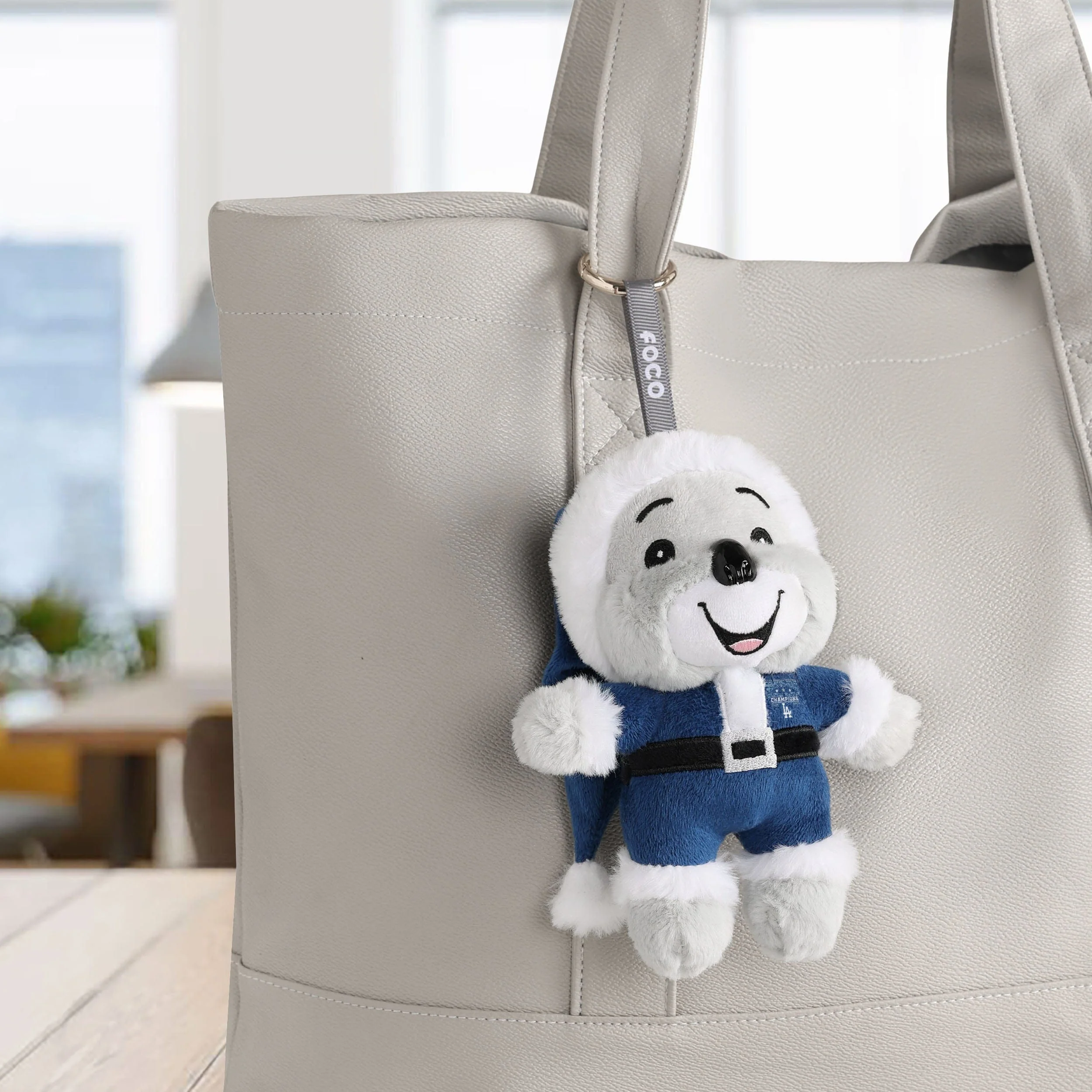 Los Angeles Dodgers 2025 Back To Back World Series Champions Koala Plush Keychain - Image 2