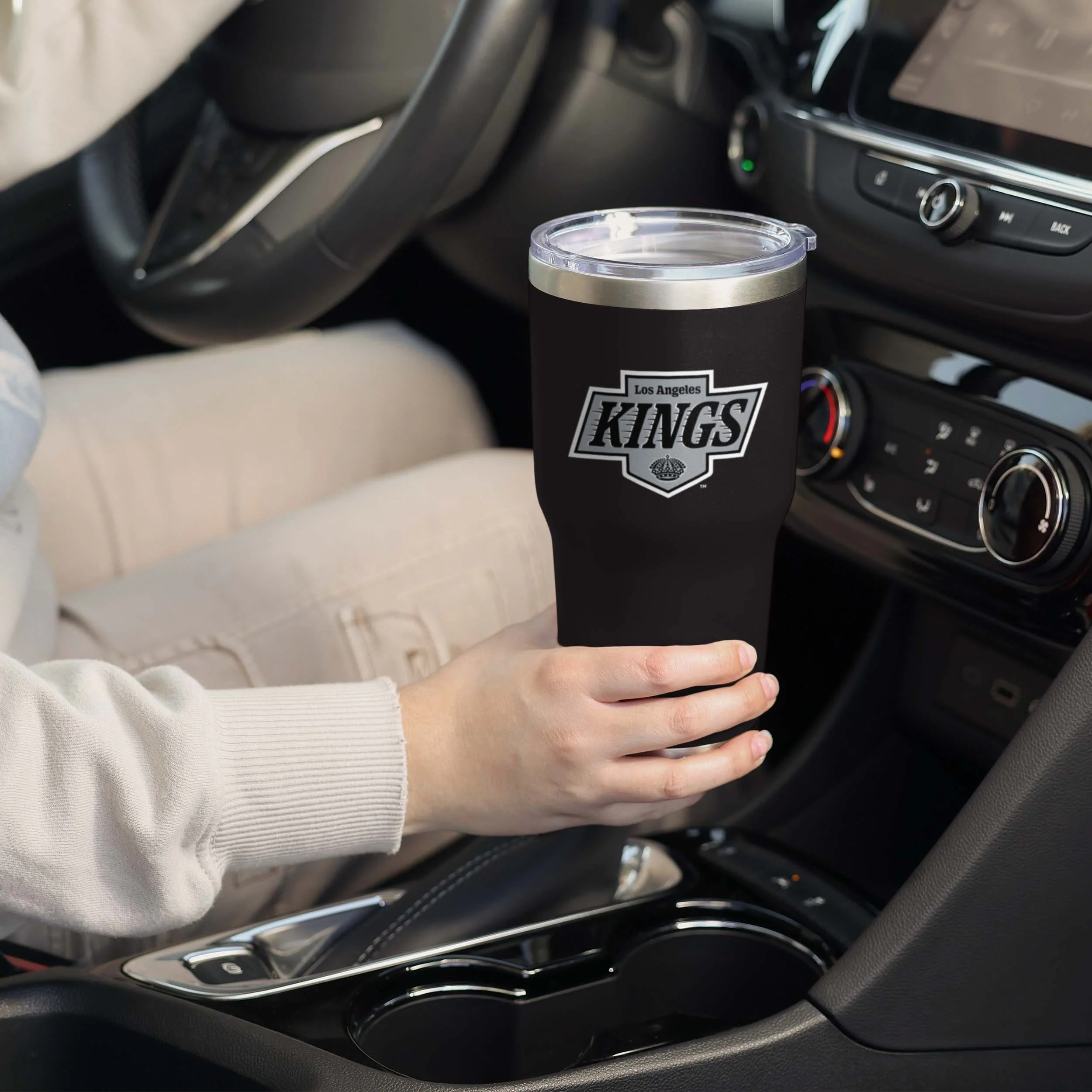 Los Angeles Kings Team Logo 30 oz Tumbler - Image 2