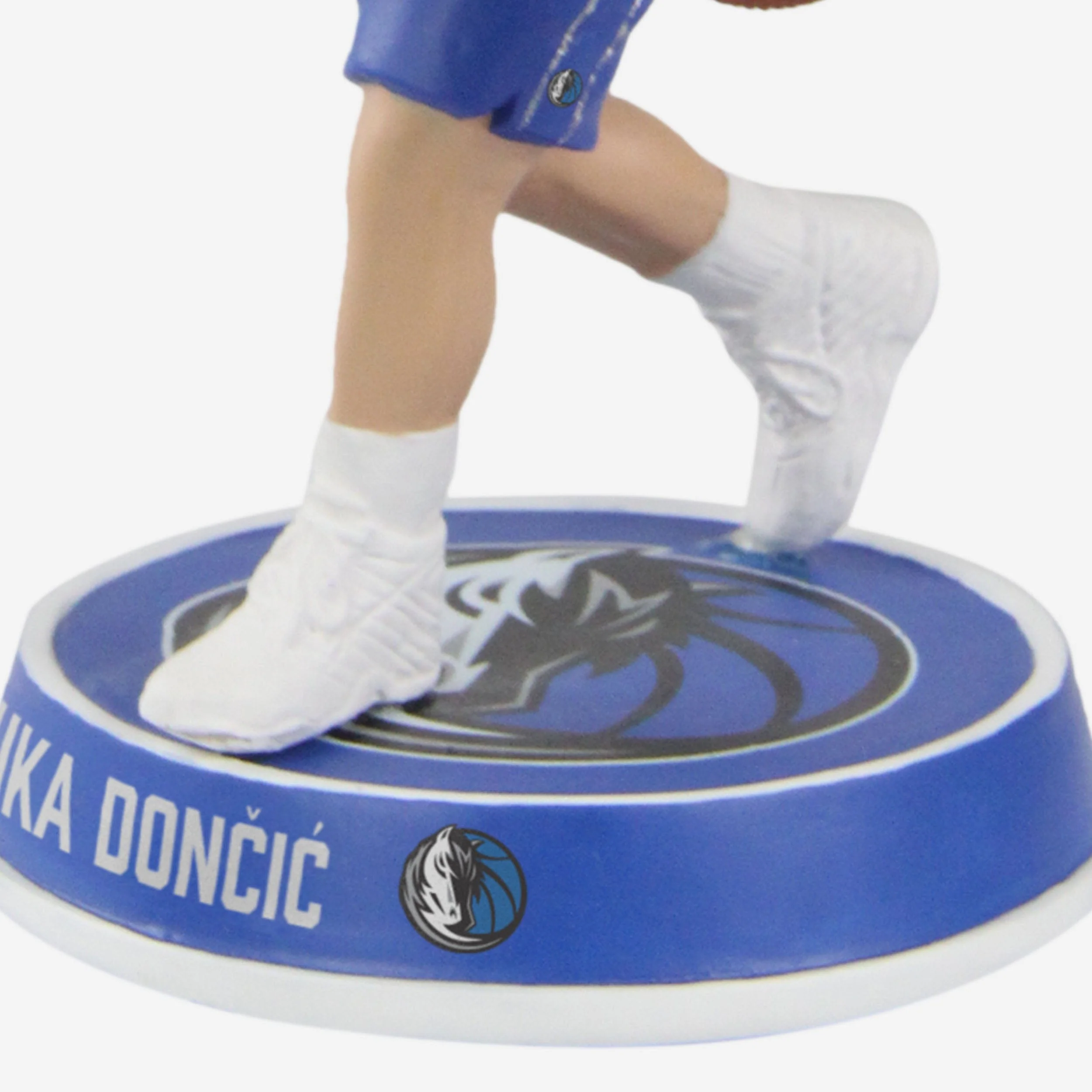 Luka Doncic Dallas Mavericks Variant Bighead Bobblehead - Image 3
