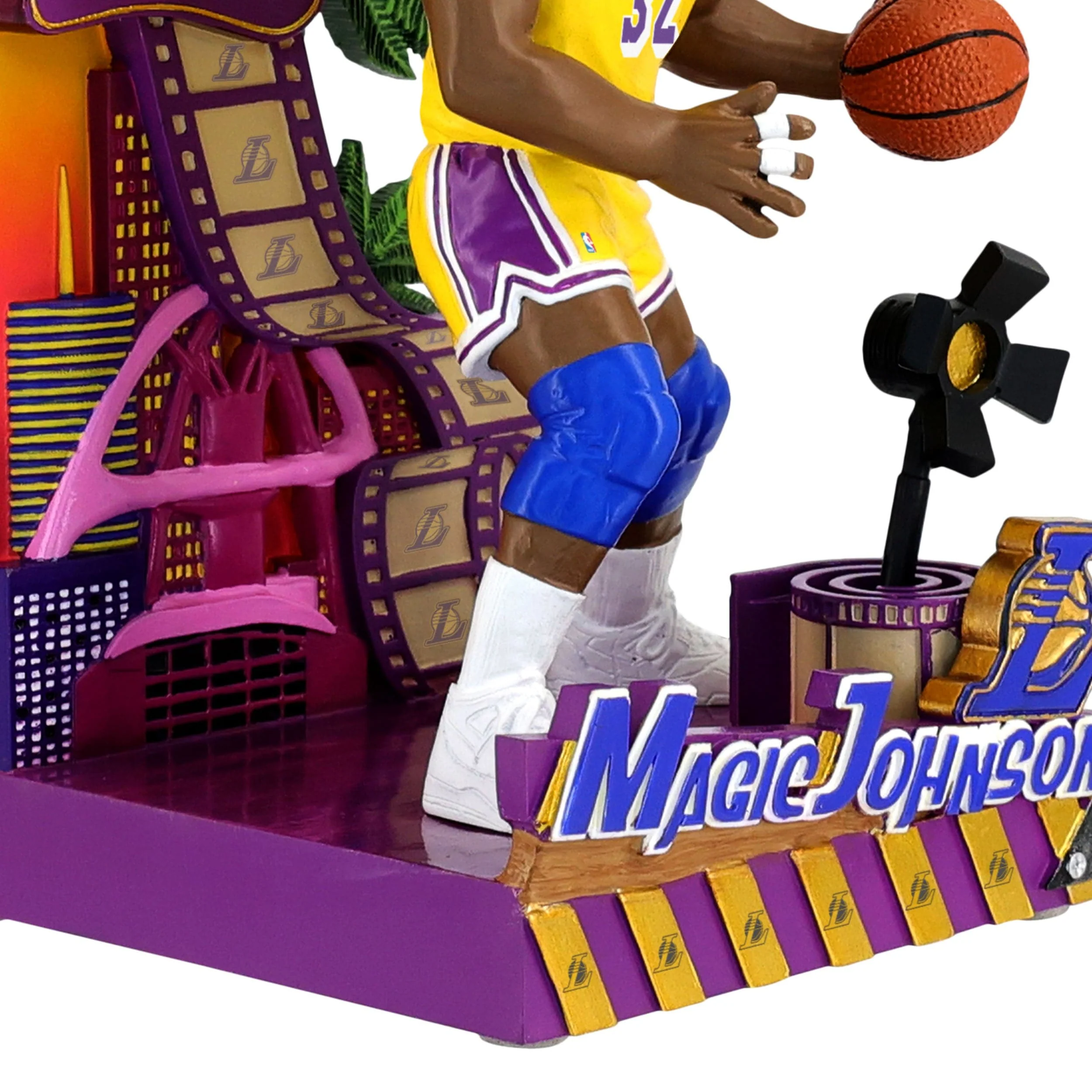 Magic Johnson Los Angeles Lakers Tinseltown Bobblehead - Image 3