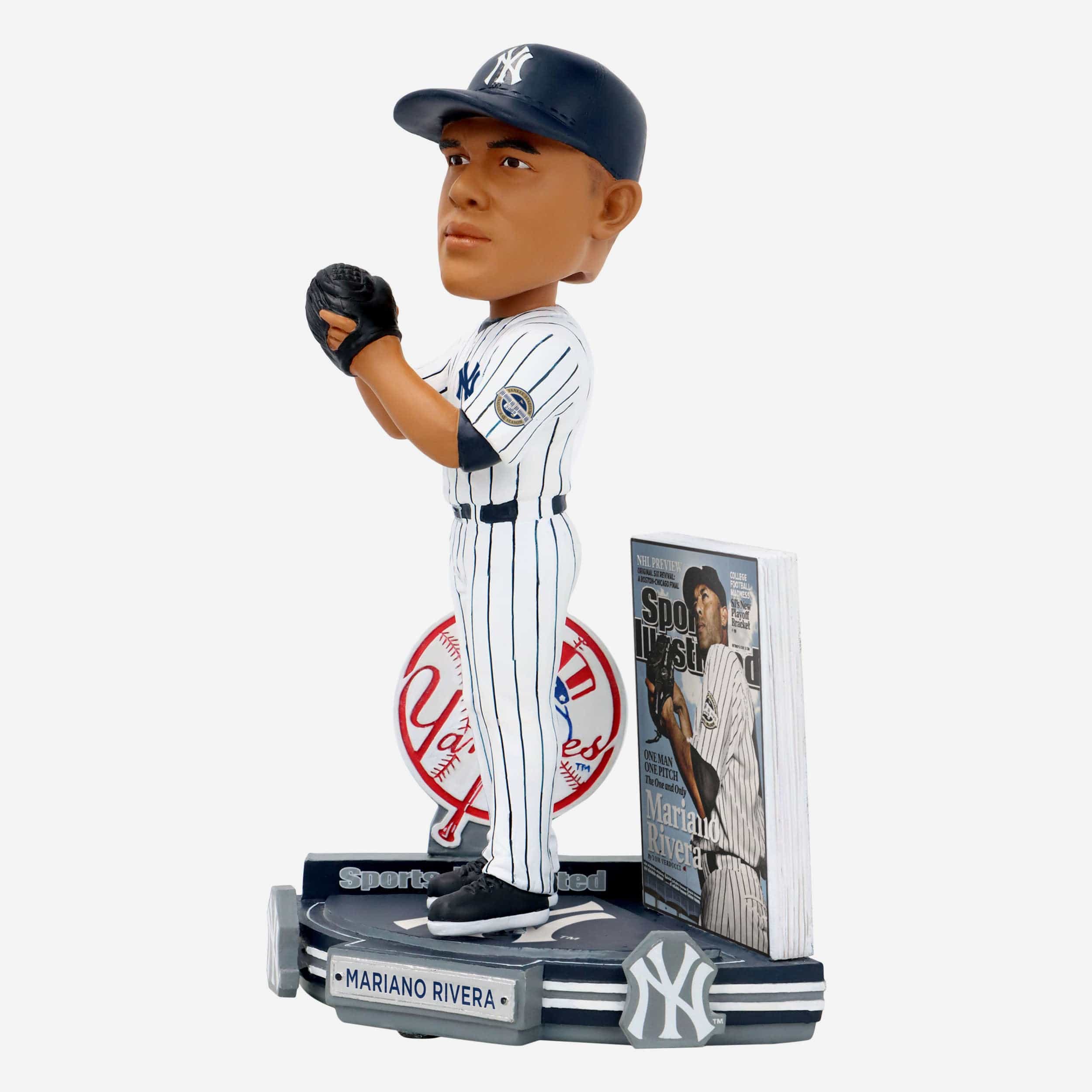 Mariano Rivera New York Yankees One Man One Pitch Sports Illustrated Cover Bobblehead - Image 5