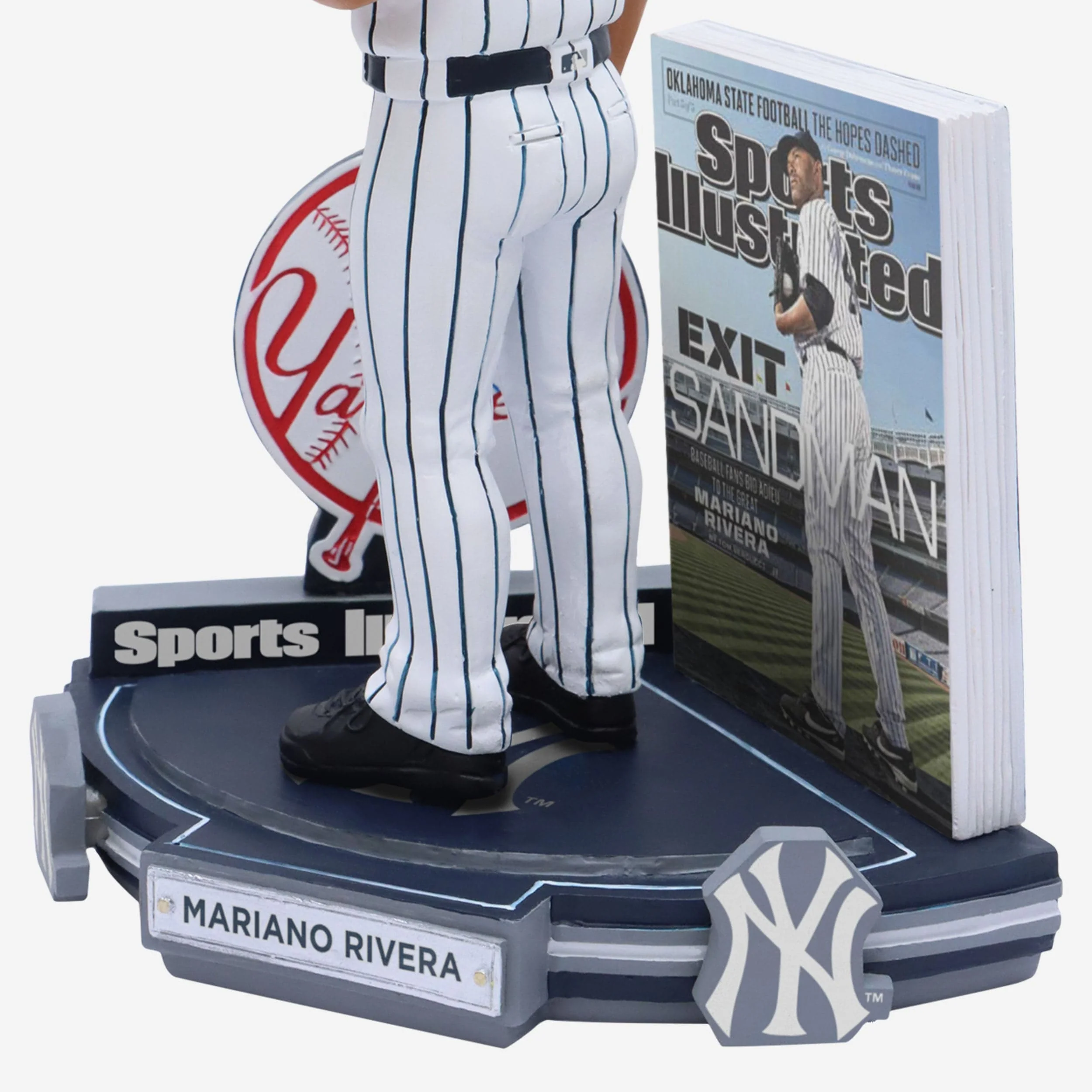 Mariano Rivera New York Yankees Sports Illustrated Cover Bobblehead - Image 3