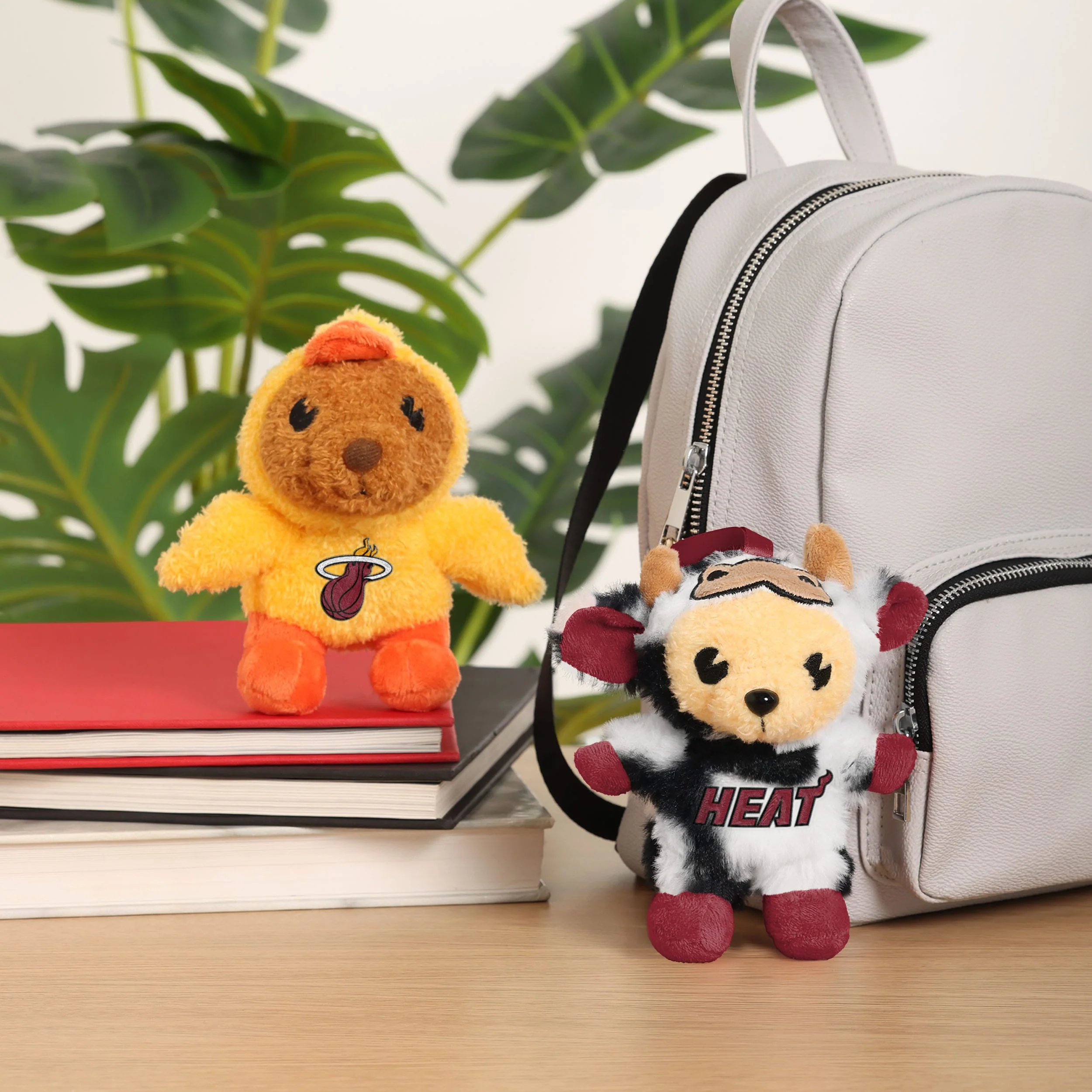 Miami Heat FOOCOOS Plush Bag Charm Keychain Blind Box Series 1 - Image 4