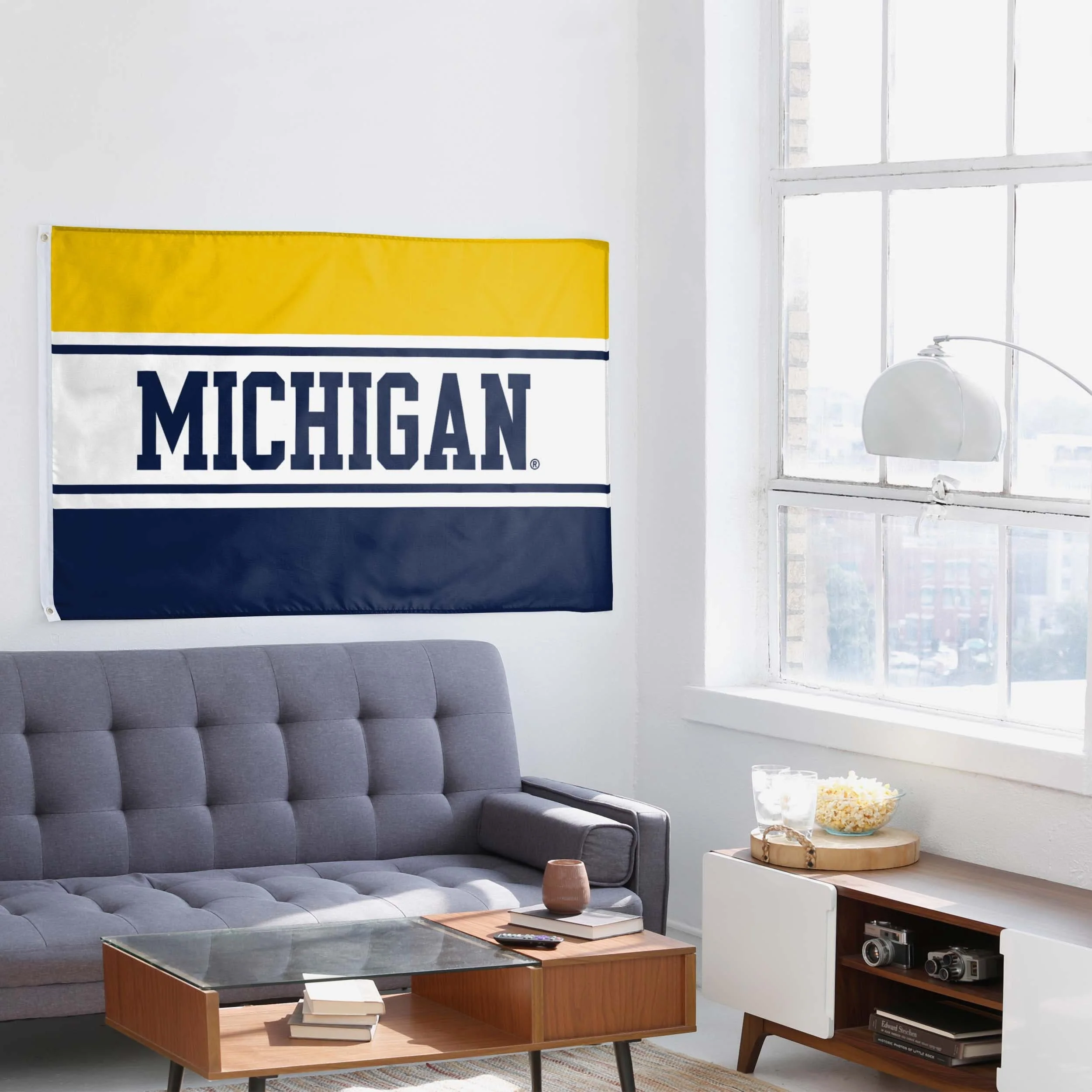 Michigan Wolverines Horizontal Flag - Image 5