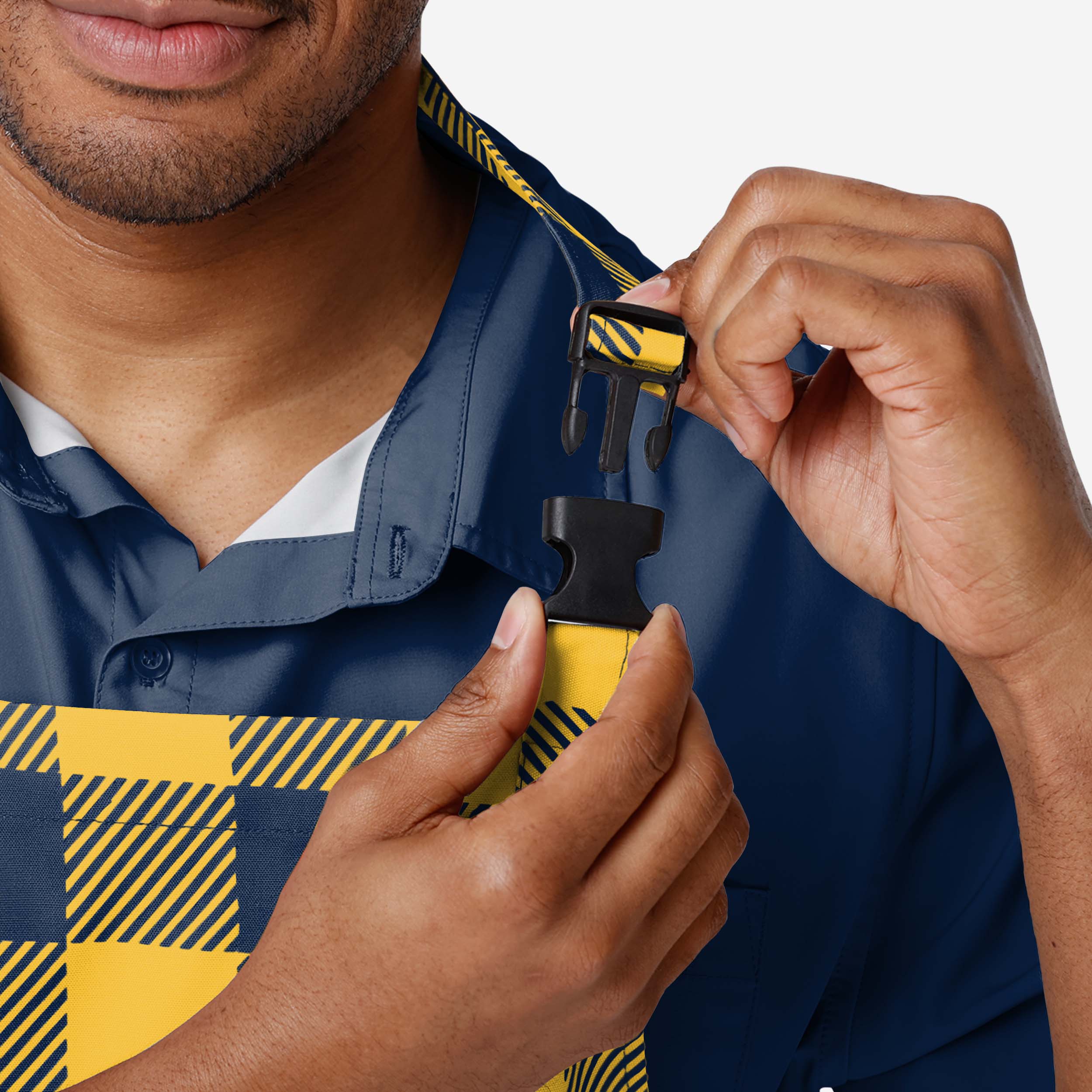 Michigan Wolverines Plaid Chef Set - Image 3