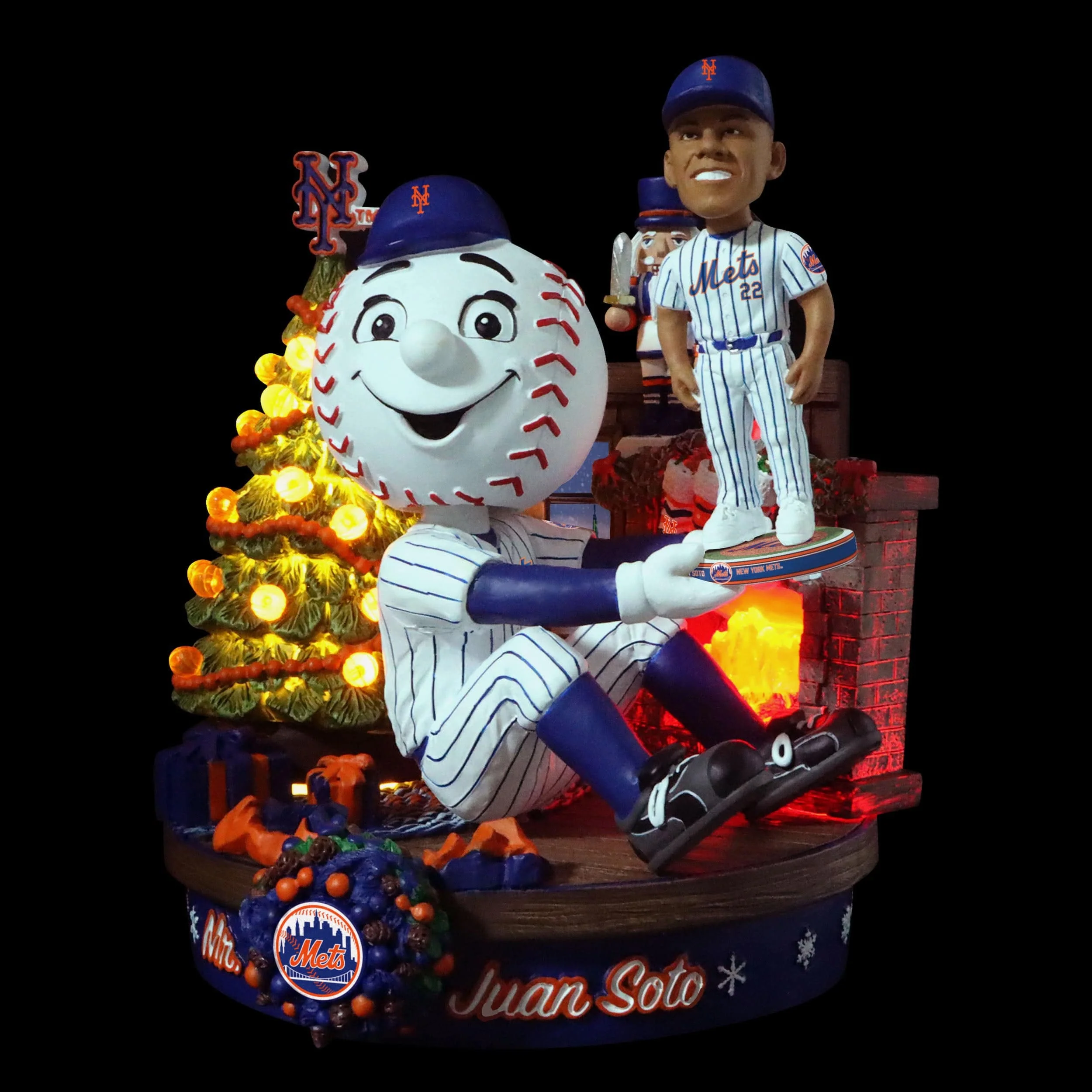 Mr Met & Juan Soto New York Mets Light Up Holiday Bobblehead Scene - Image 3