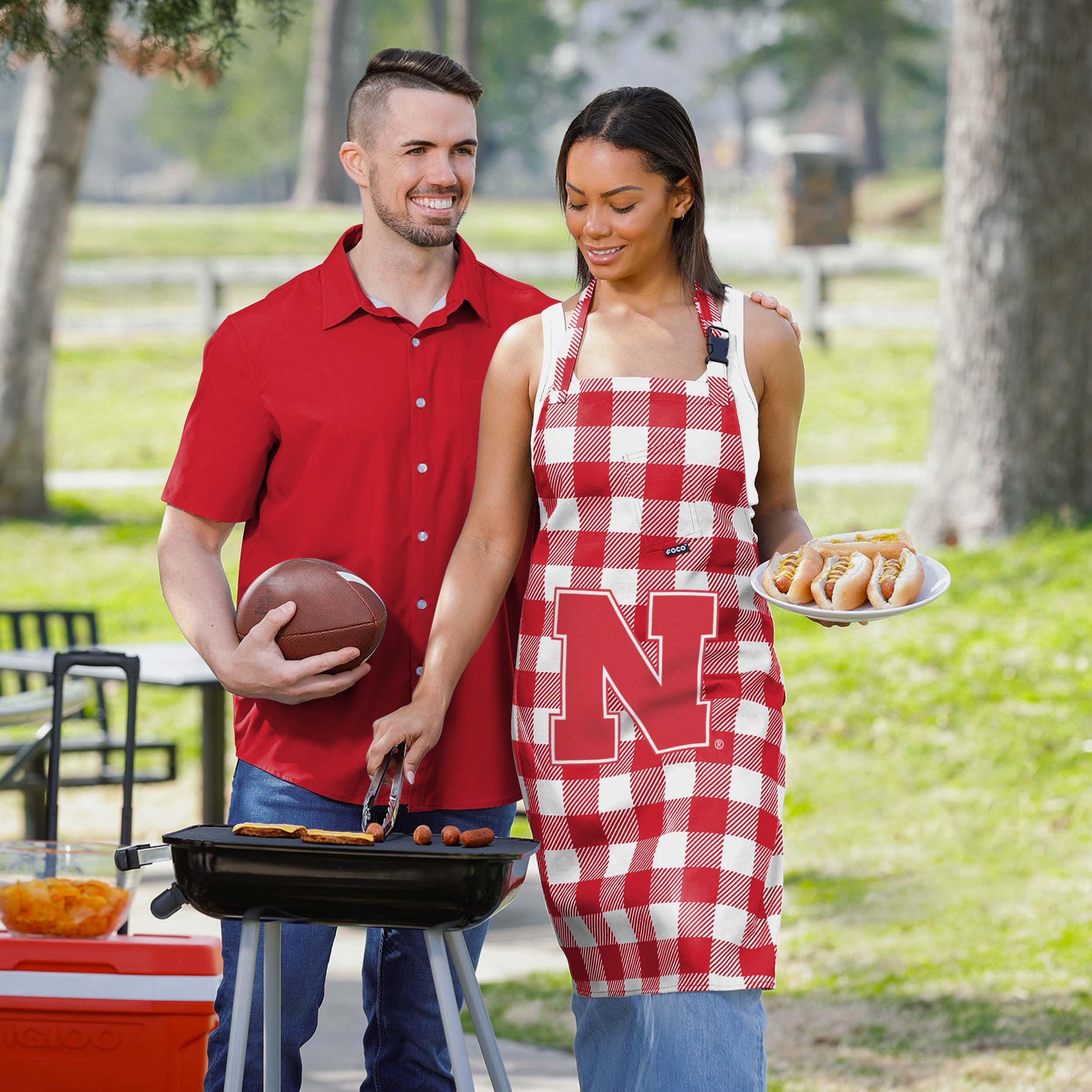 Nebraska Cornhuskers Plaid Apron - Image 5