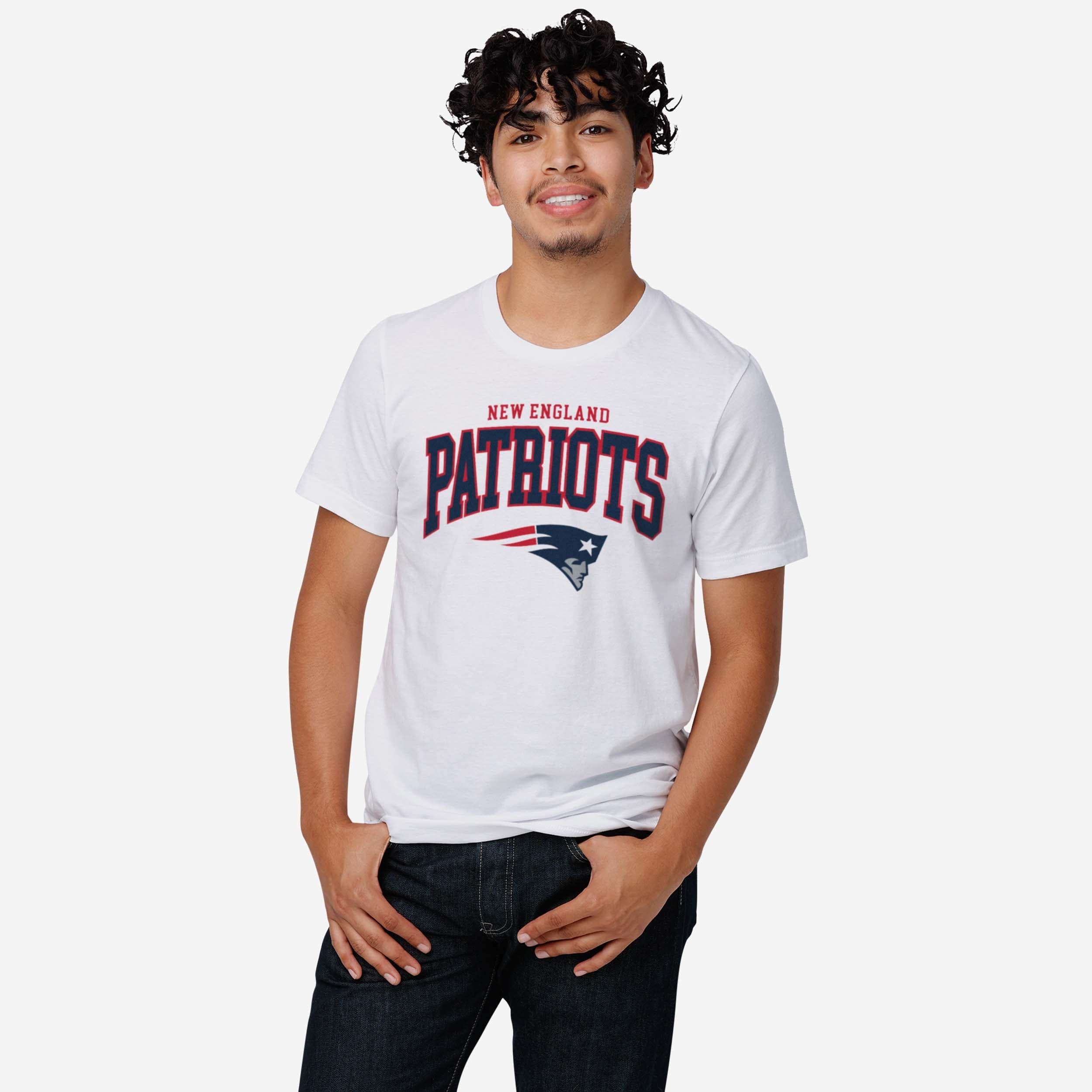 New England Patriots Classic Logo T-Shirt - Image 2