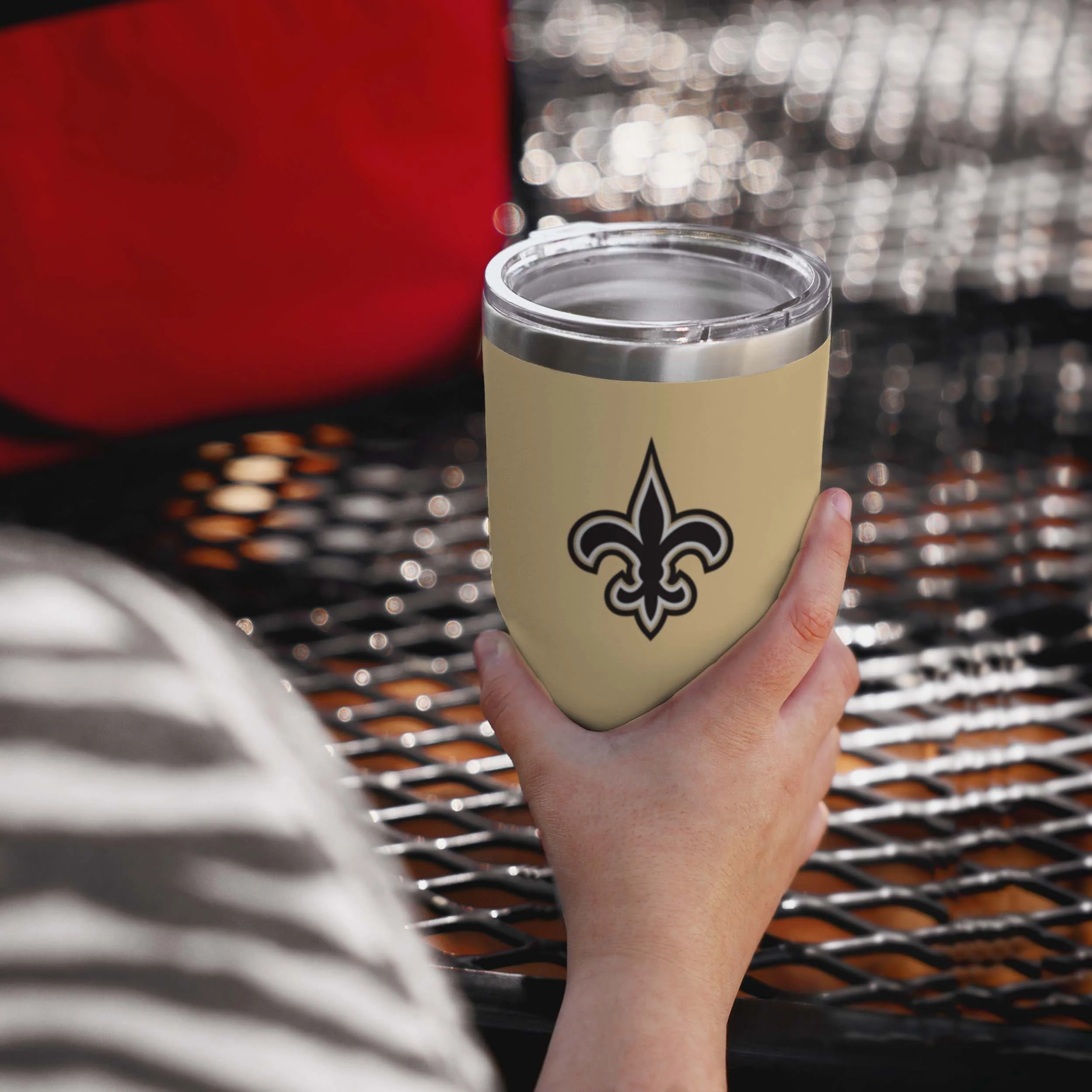 New Orleans Saints Gold Team Logo 30 oz Tumbler - Image 2